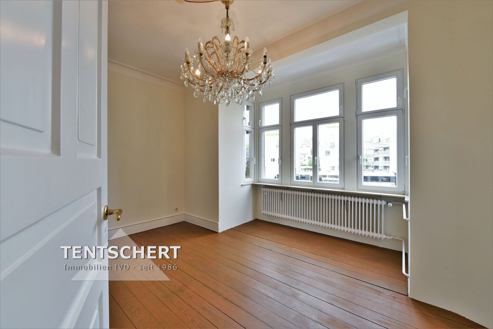 Immobilienangebot - Ulm - Alle - Charme in jedem Raum-Große Stadtwohnung!