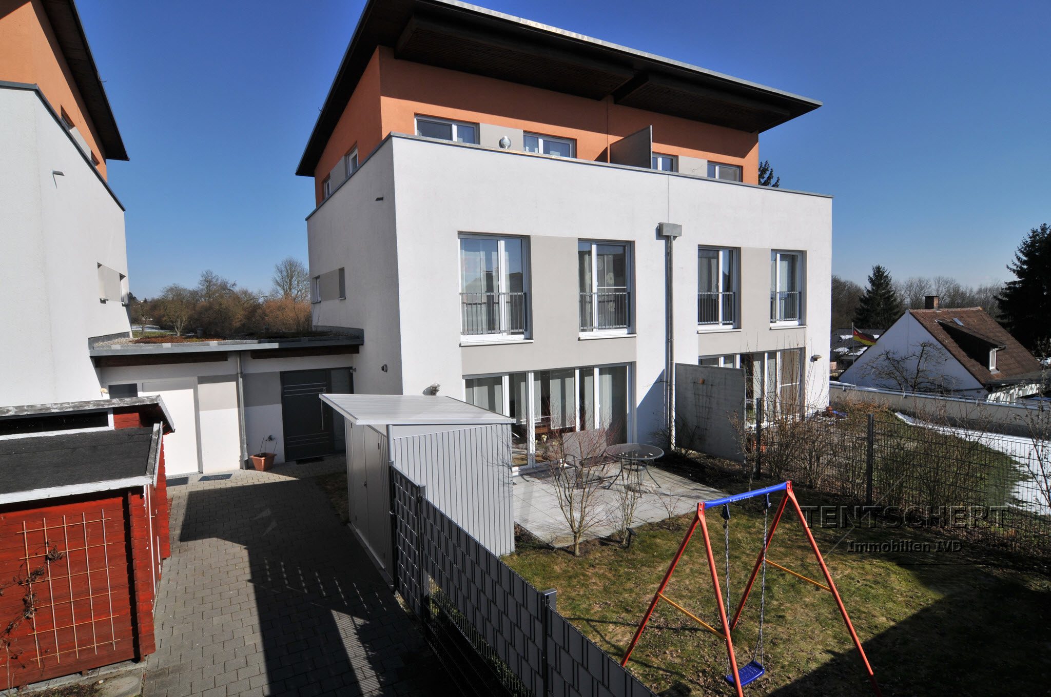 Tentschert Immobilien GmbH & Co. KG - Immobilienangebot - 89075 Ulm - Böfingen - Doppelhaushälfte - Top-gepflegt, modern und lichtdurchflutet