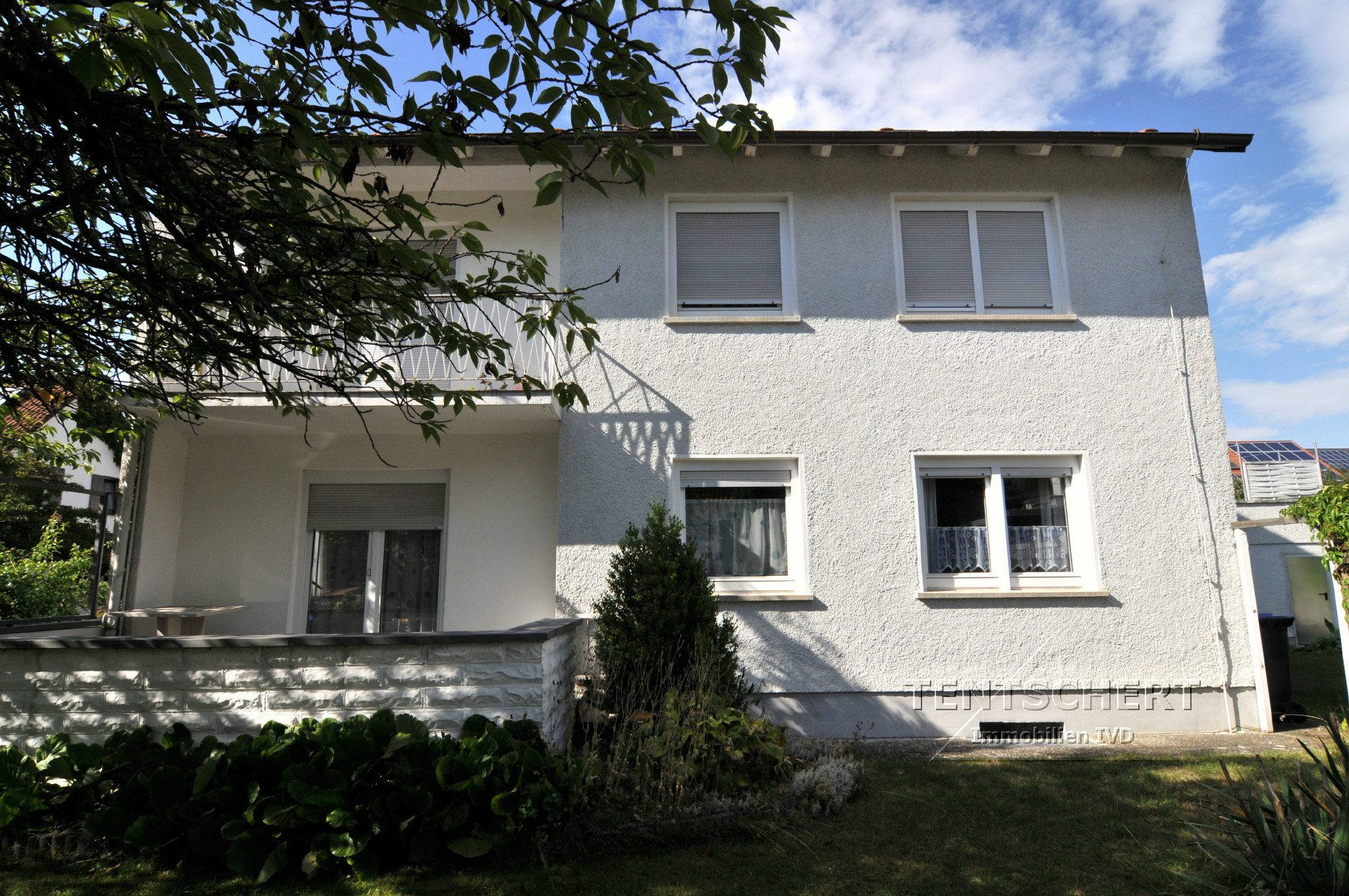 Tentschert Immobilien GmbH & Co. KG - Immobilienangebot - 89165 Dietenheim - Dietenheim - Zweifamilienhaus - *PROVISIONSFREI* Gepflegtes Wohnhaus für die ganze Familie