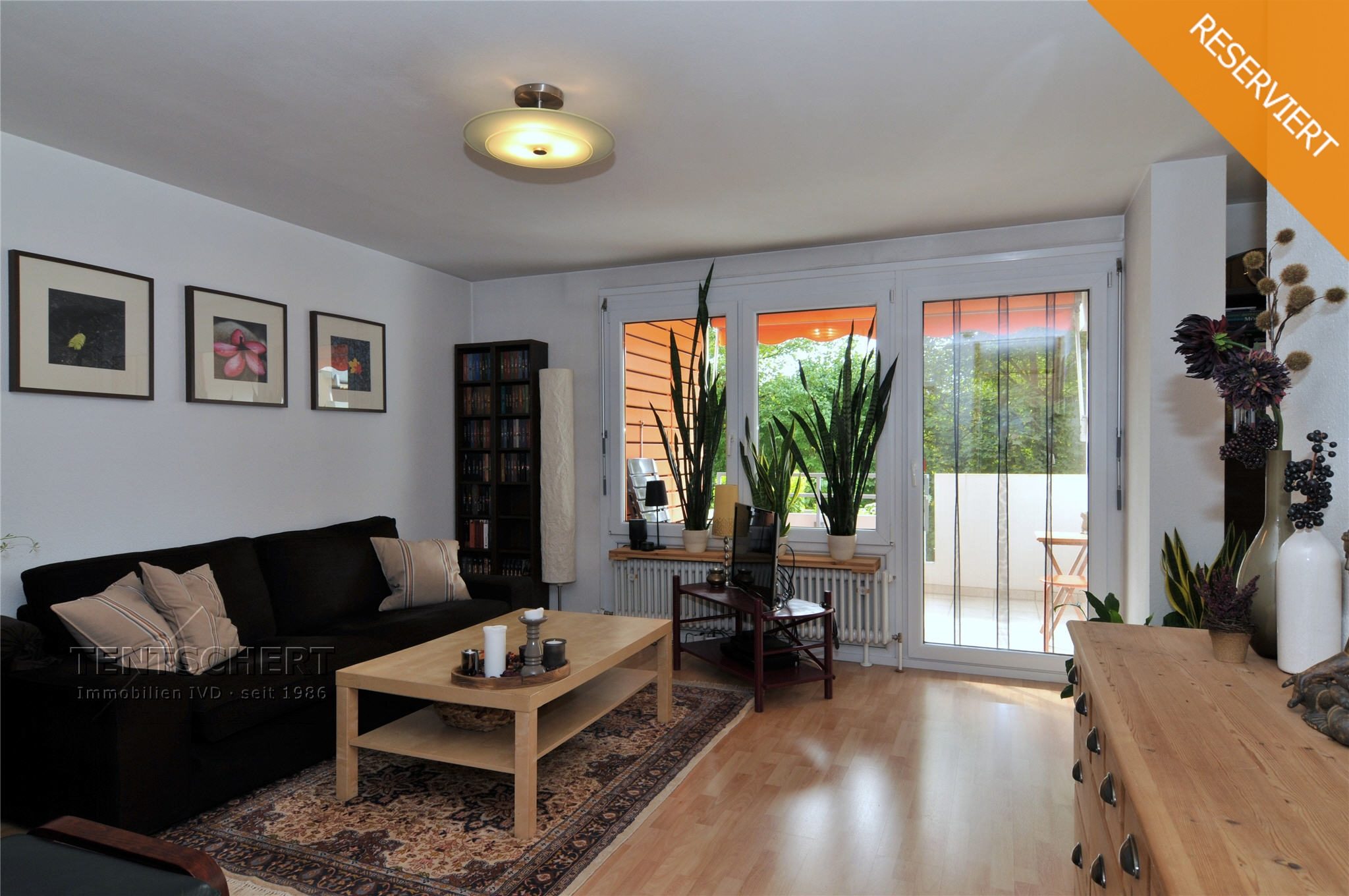 001KurzWohnzimmer Tentschert Immobilien GmbH & Co. KG - Immobilienangebot - 89079 Ulm - Wiblingen - Wohnungen - Kapitalanlage in Ulm-Wiblingen - Schon heute an die Zukunft denken!
