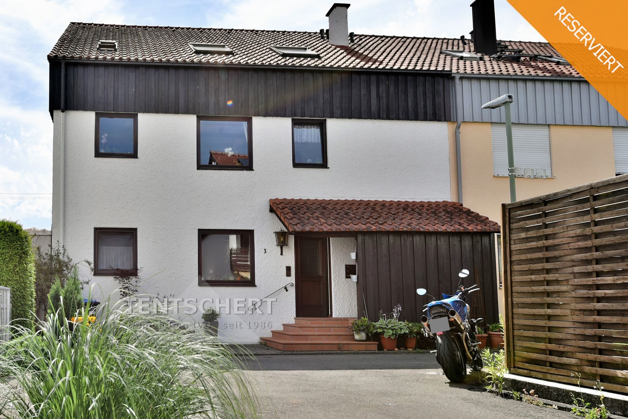 Tentschert Immobilien GmbH & Co. KG - Immobilienangebot - 89233 Neu-Ulm - Pfuhl - Wohnungen - 3-Zimmer-Dachgeschosswohnung ideal als Kapitalanlage