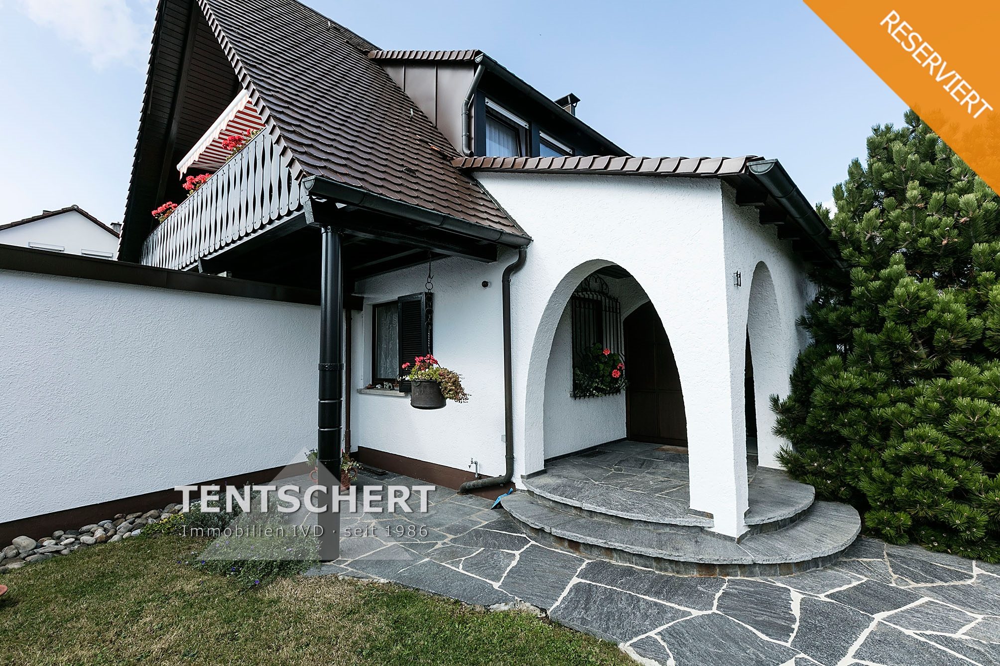 Tentschert Immobilien GmbH & Co. KG - Immobilienangebot - 89075 Ulm - Eselsberg - Reihenhaus - Großzügiges Reiheneckhaus am Eselsberg!