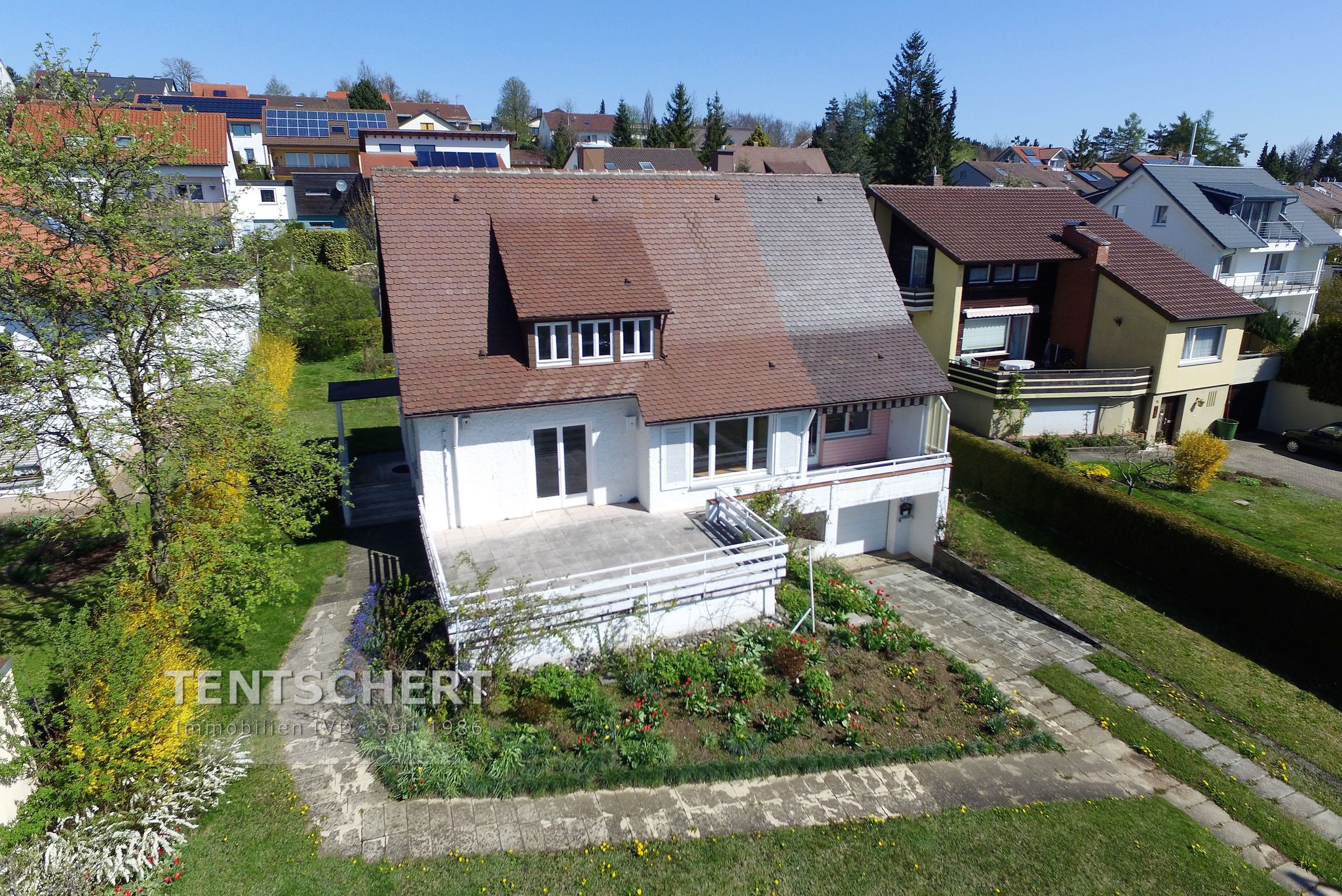 Tentschert Immobilien GmbH & Co. KG - Immobilienangebot - 89150 Laichingen - Laichingen - Einfamilienhaus - Renovierungsbed. Wohnhaus - ideal für Handwerker und Bastler