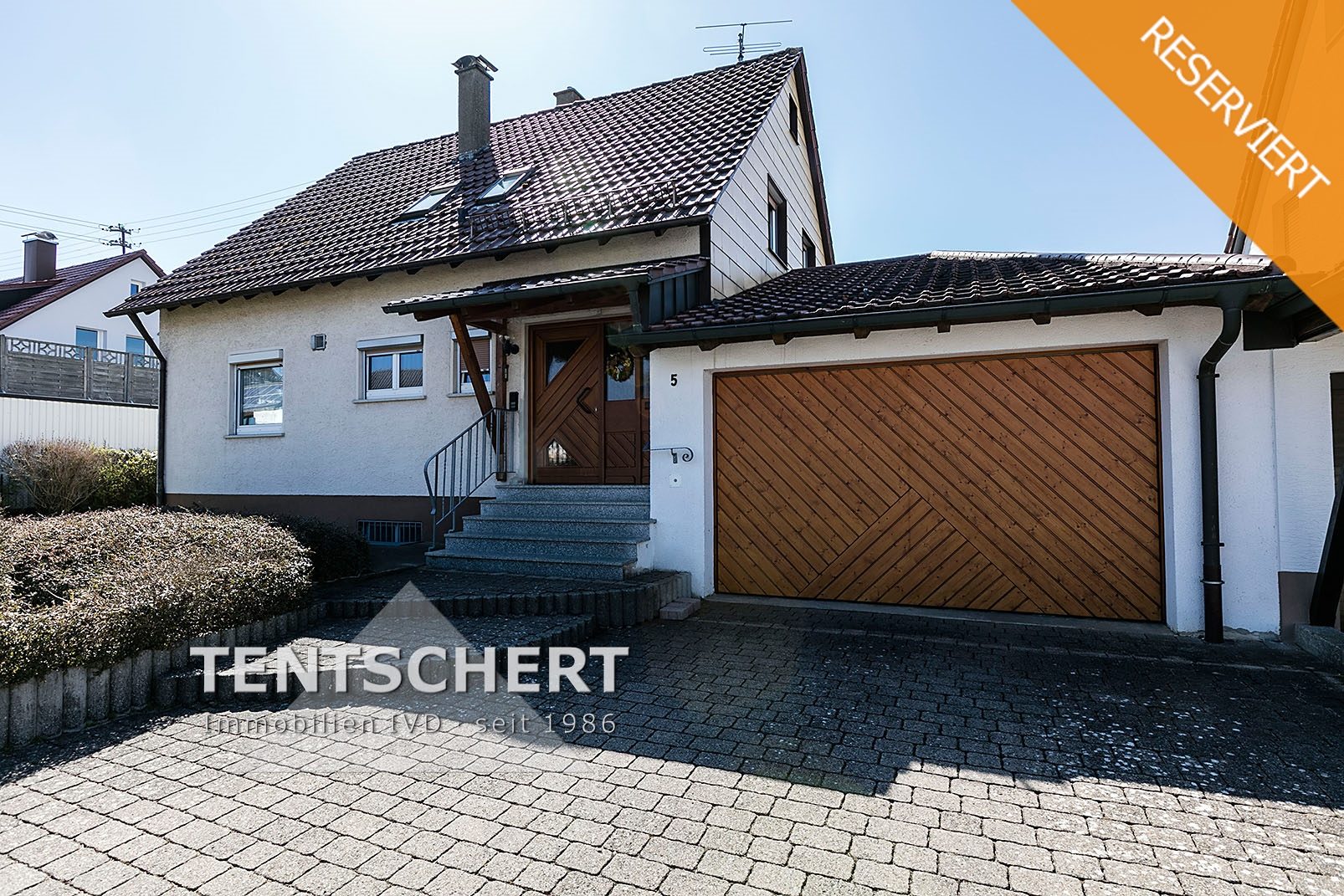 Tentschert Immobilien GmbH & Co. KG - Immobilienangebot - 89150 Laichingen - Laichingen - Einfamilienhaus - Gemütliches Einfamilienhaus in ruhiger Ortsrandlage
