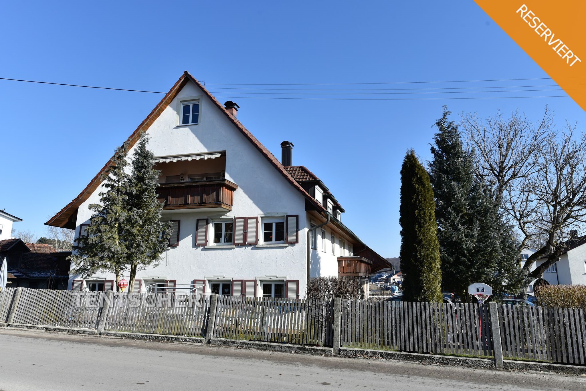 Tentschert Immobilien GmbH & Co. KG - Immobilienangebot - 88427 Bad Schussenried - Bad Schussenried - Anlage-/Investmentobjekte - **5,8 % Bruttorendite** Mehrfamilienhaus, Bad Schussenried