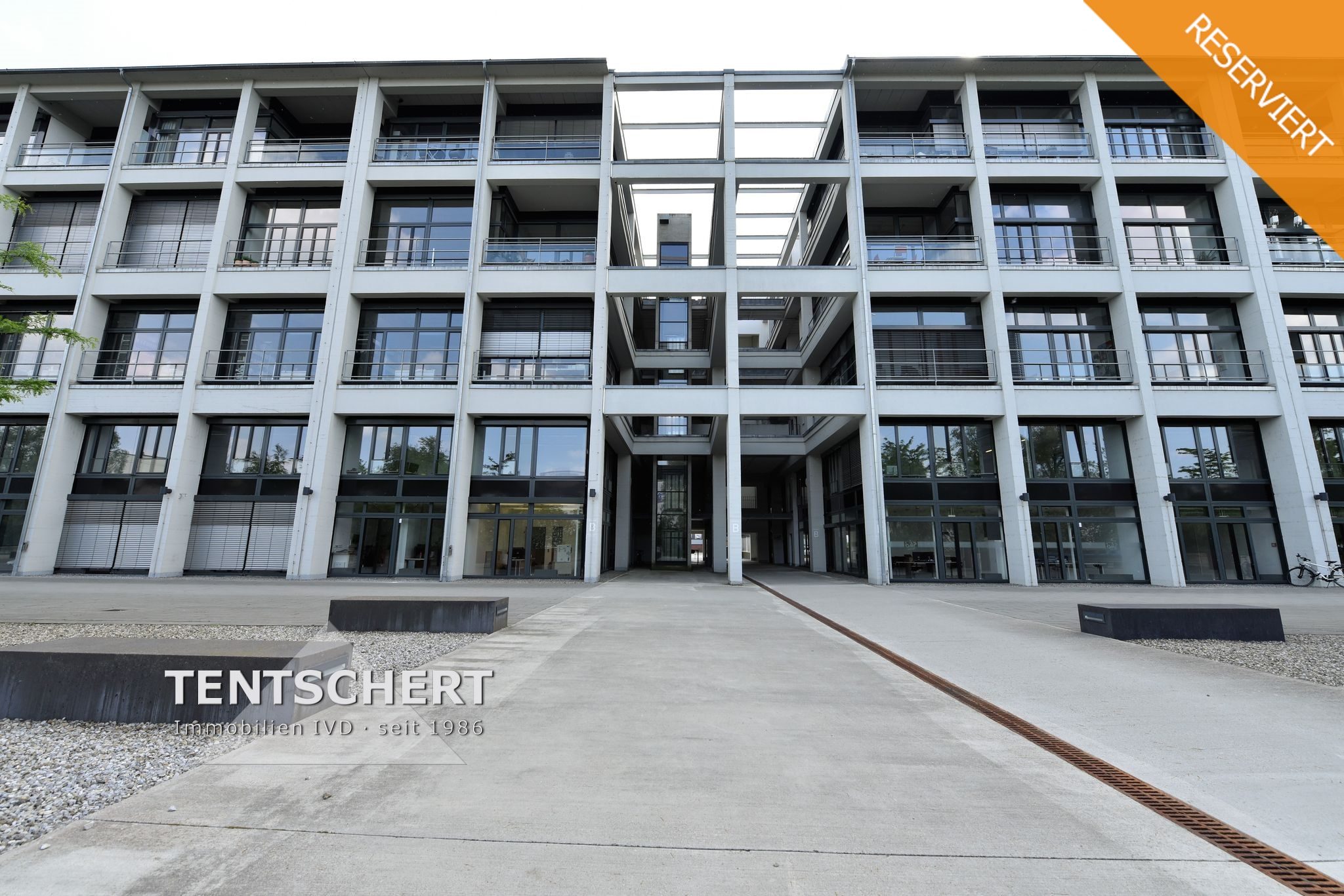 Tentschert Immobilien GmbH & Co. KG - Immobilienangebot - 89077 Ulm - Söflingen - Wohnungen - Ihre Gelegenheit im Stadtregal: Attraktive Loftwohnung