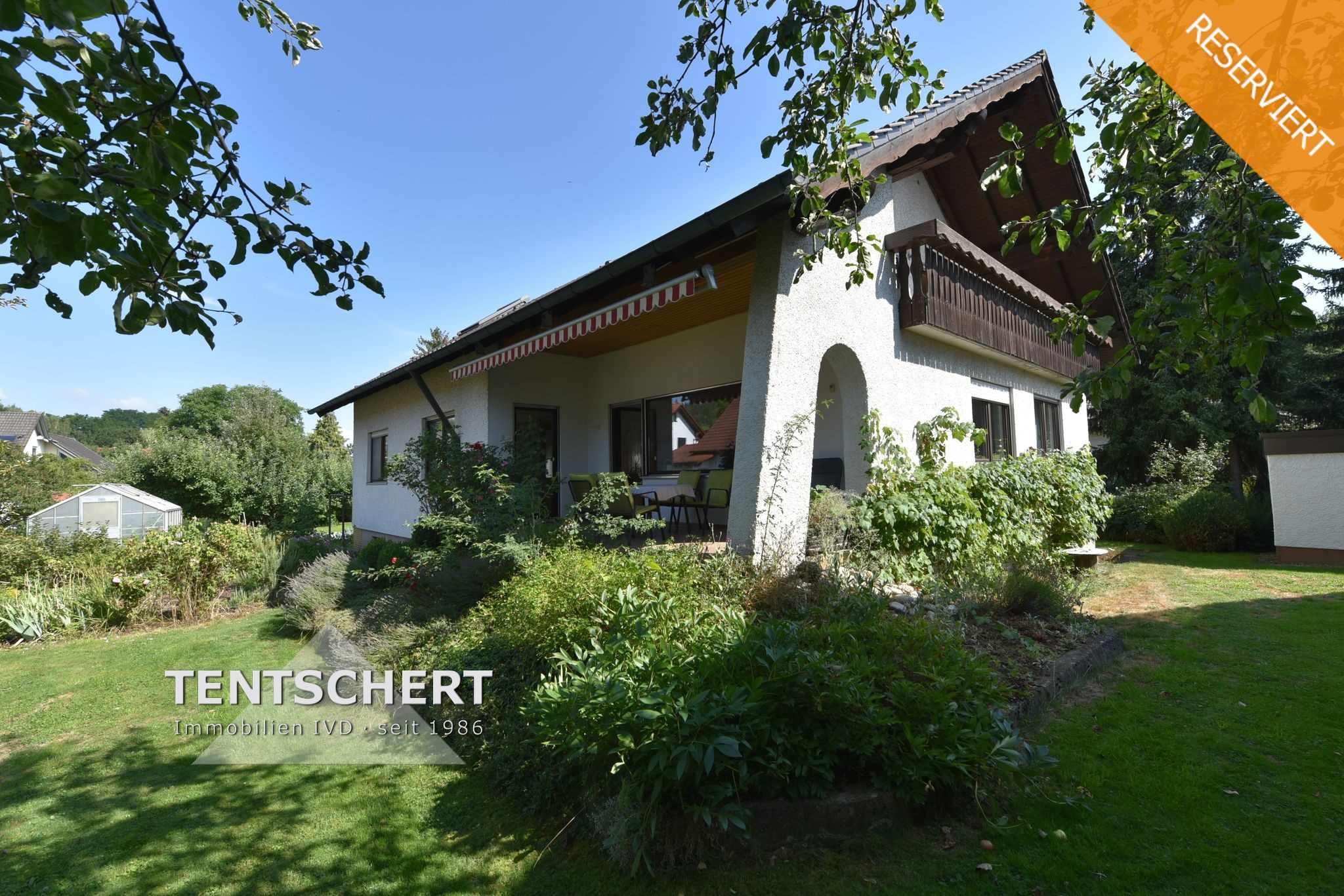 Tentschert Immobilien GmbH & Co. KG - Immobilienangebot - 89186 Illerrieden - Alb-Donau-Kreis - Zweifamilienhaus - Generationenhaus im Grünen