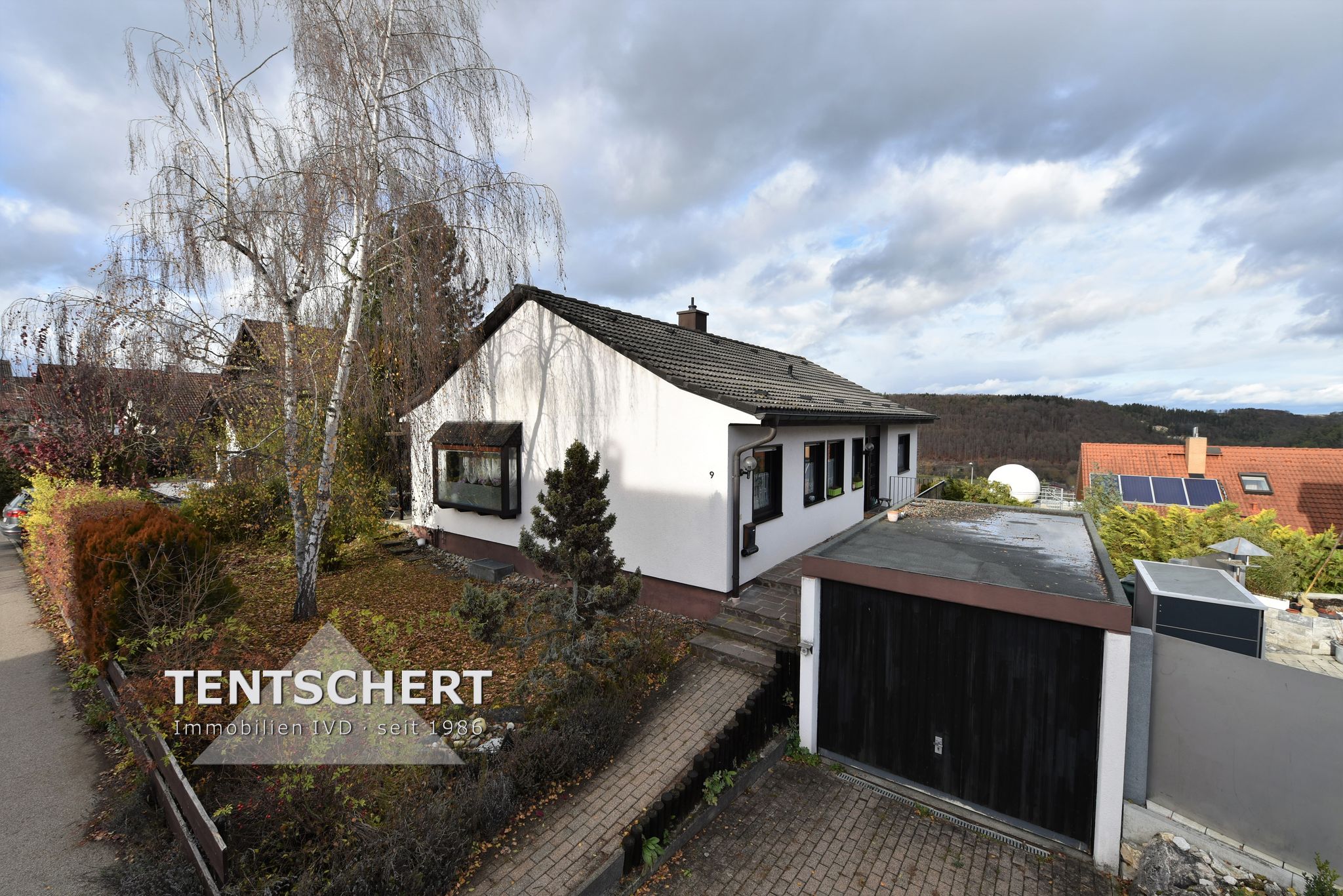 Tentschert Immobilien GmbH & Co. KG - Immobilienangebot - 89134 Blaustein - Blaustein - Einfamilienhaus - Einfamilienhaus mit Einliegerwohnung in Blaustein