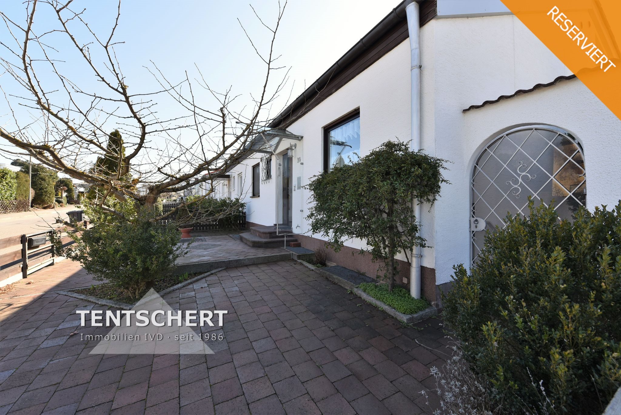 Tentschert Immobilien GmbH & Co. KG - Immobilienangebot - 89250 Senden - Senden - Doppelhaushälfte - Wohnen im Grünen DHH in Senden