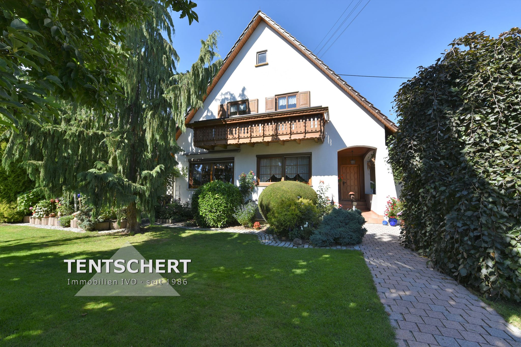 001KurzTitelbild Tentschert Immobilien GmbH & Co. KG - Immobilienangebot - 89284 Pfaffenhofen - Pfaffenhofen - Einfamilienhaus - Ein Gartenparadies direkt vor der Tür! ++PROVISIONSFREI++