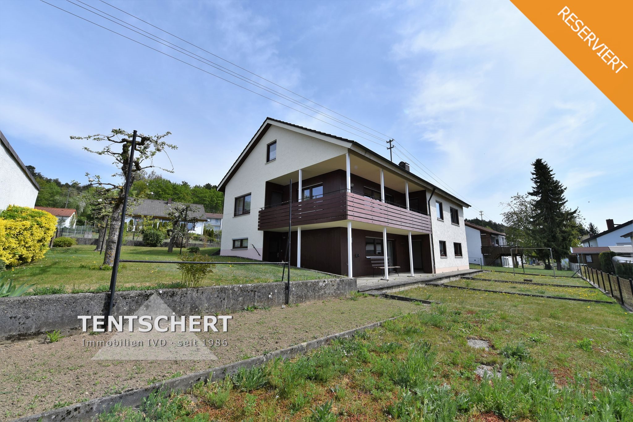 Tentschert Immobilien GmbH & Co. KG - Immobilienangebot - 89604 Allmendingen - Allmendingen - Einfamilienhaus - Geräumiges Einfamilienhaus mit Ausbaupotential im DG - PROVISIONSFREI