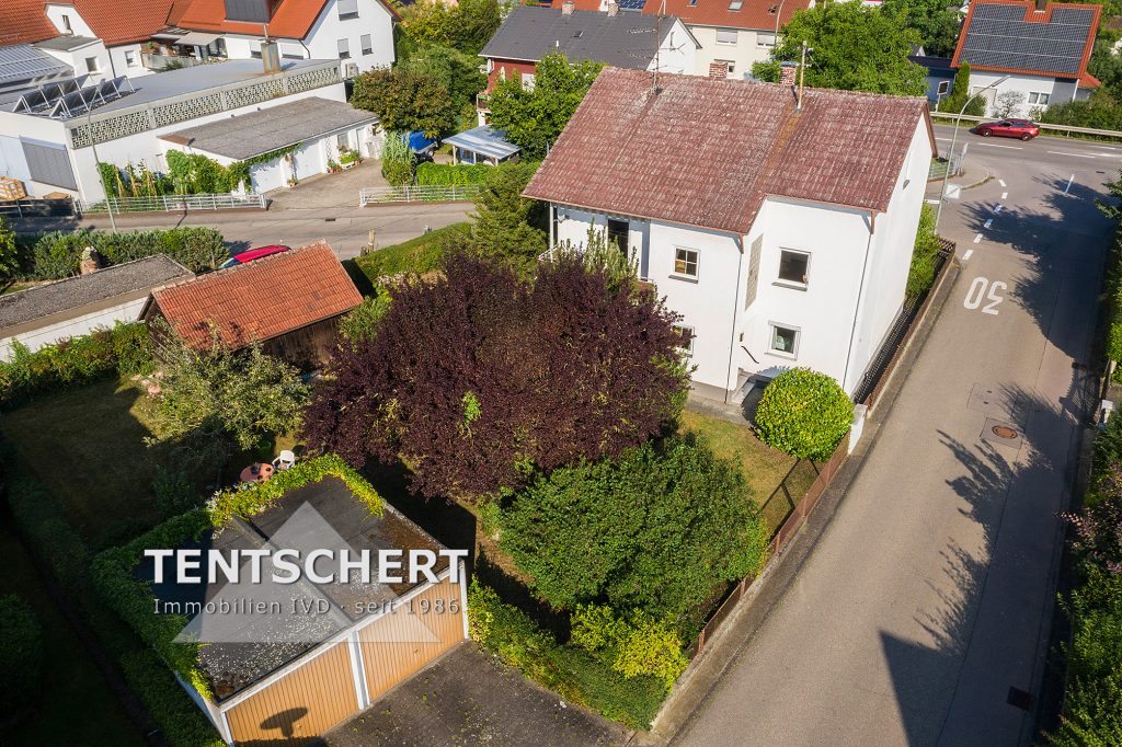 Tentschert Immobilien GmbH & Co. KG - Immobilienangebot - 89278 Nersingen - Nersingen - Zweifamilienhaus - Platzprobleme ade! Zweifamilienhaus mit familiengerechten Grundrissen *PROVISIONSFREI*