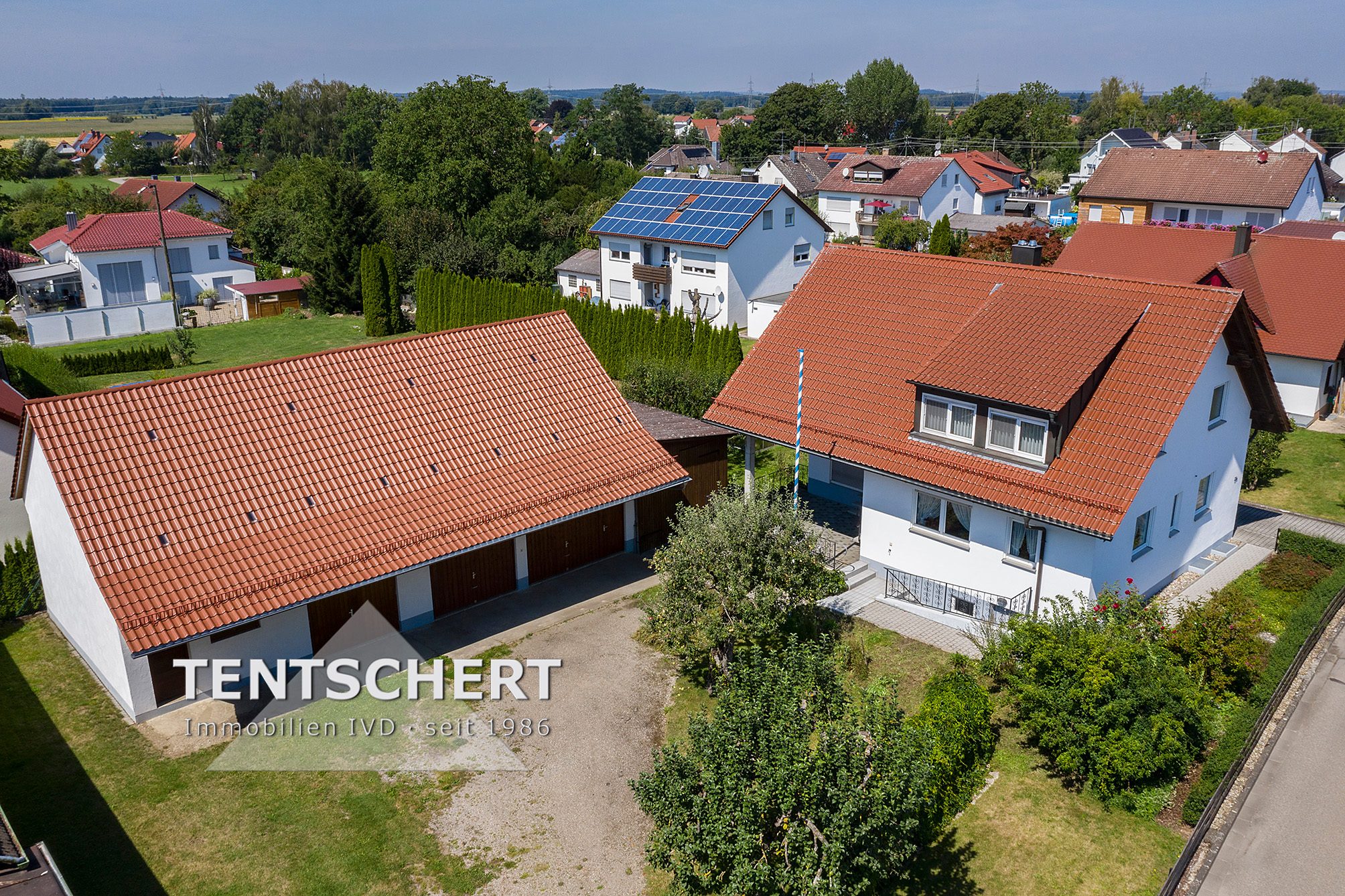 Tentschert Immobilien GmbH & Co. KG - Immobilienangebot - 89284 Pfaffenhofen - Pfaffenhofen - Einfamilienhaus - Attraktives Einfamilienhaus mit dem besonderen Etwas!