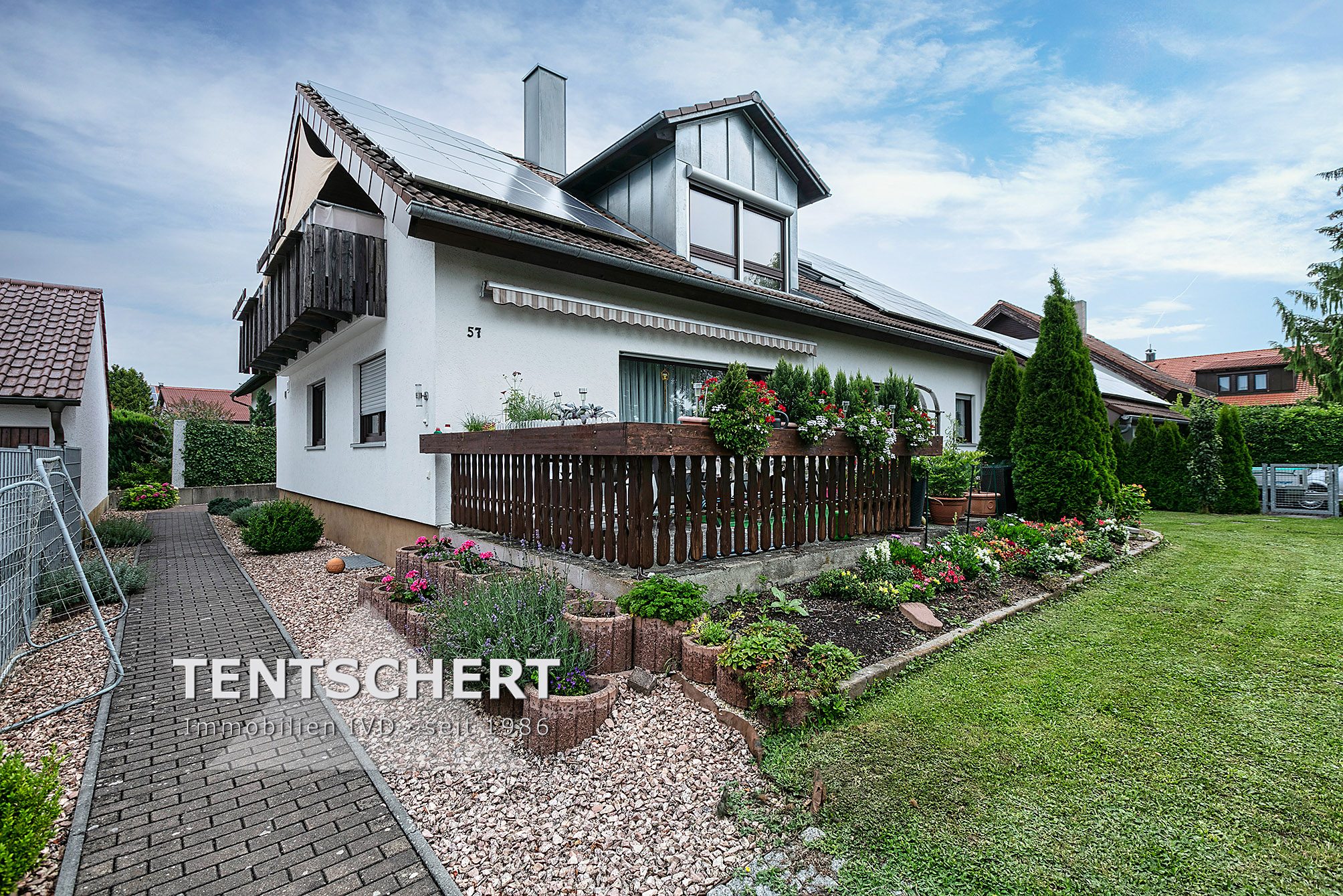 Tentschert Immobilien GmbH & Co. KG - Immobilienangebot - 89160 Dornstadt - Dornstadt - Wohnungen - Modern gestaltete 4-Zimmer-Dachgeschoss-Wohnung - PROVISIONSFREI -
