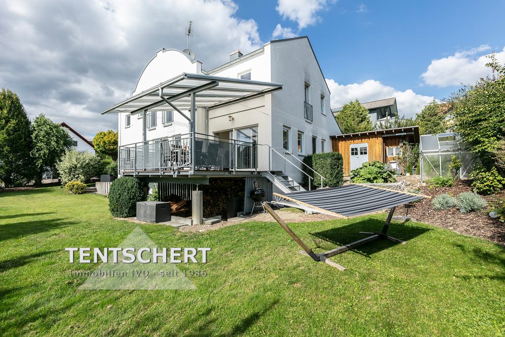 Tentschert Immobilien GmbH & Co. KG - Immobilienangebot - 89155 Erbach - Erbach - Einfamilienhaus mit Einliegerwohnung - Das großzügige Familiendomizil mit Einliegerwohnung