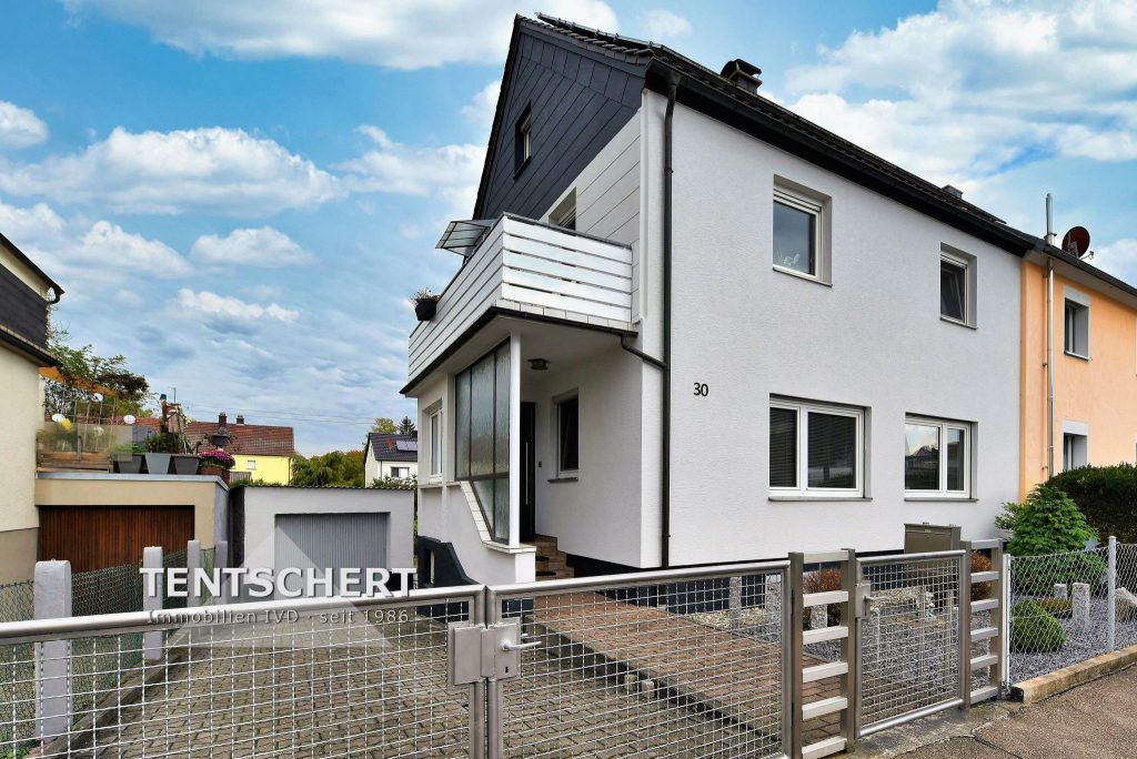 Tentschert Immobilien GmbH & Co. KG - Immobilienangebot - 89233 Neu-Ulm - Burlafingen - Doppelhaushälfte - Ihr neues Zuhause - DHH in Neu-Ulm / Burlafingen -
