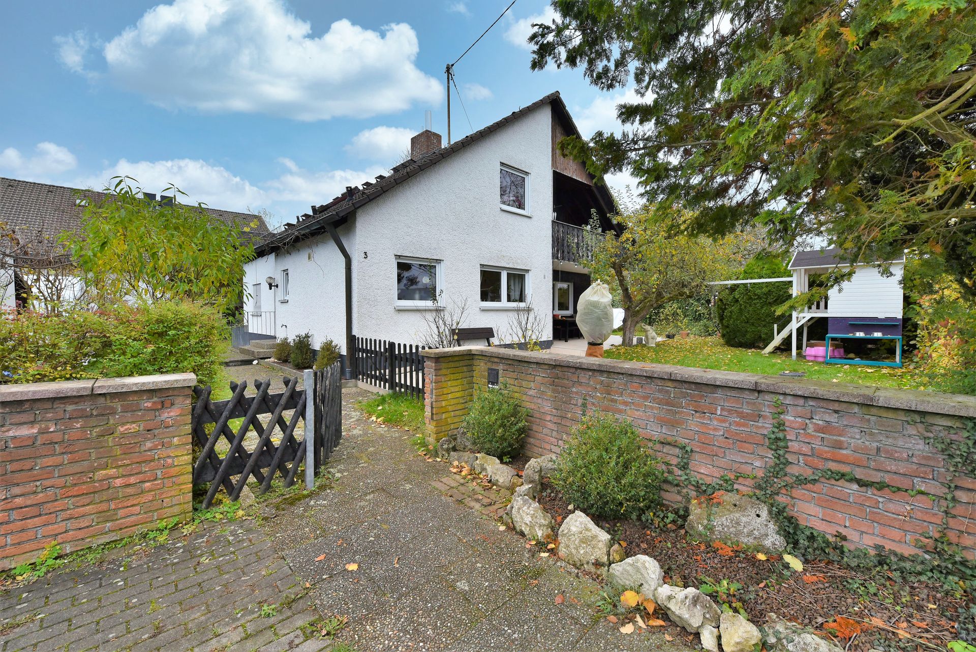 Tentschert Immobilien GmbH & Co. KG - Immobilienangebot - 89233 Neu-Ulm - Pfuhl - Mehrfamilienhaus - MFH mit 3% Rendite -- PROVISIONSFREI