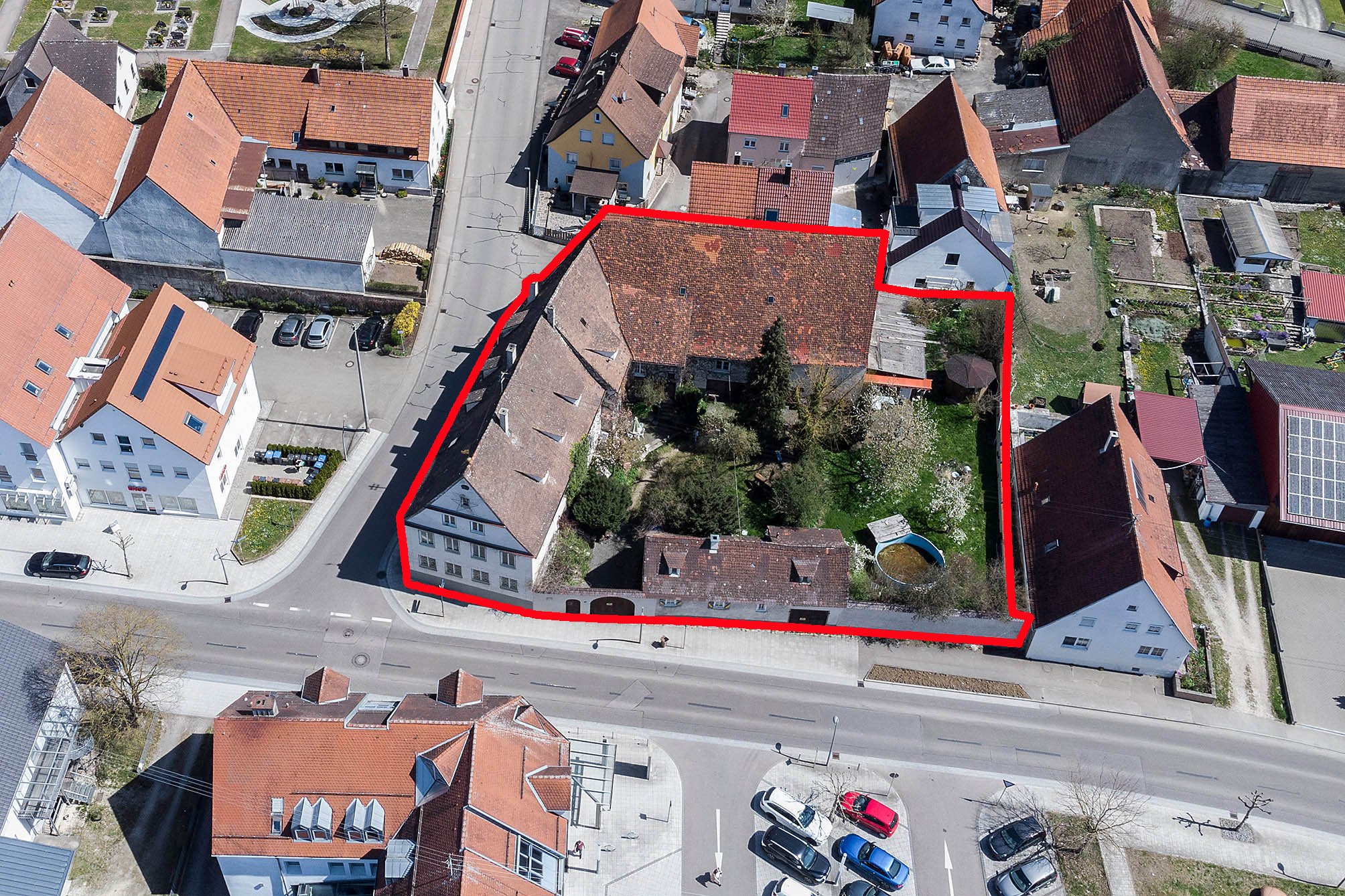 Tentschert Immobilien GmbH & Co. KG - Immobilienangebot - 89168 Niederstotzingen - Niederstotzingen - Mehrfamilienhaus - - Denkmalgeschütztes Anwesen mit Nebengebäuden - *PROVISIONSFREI*