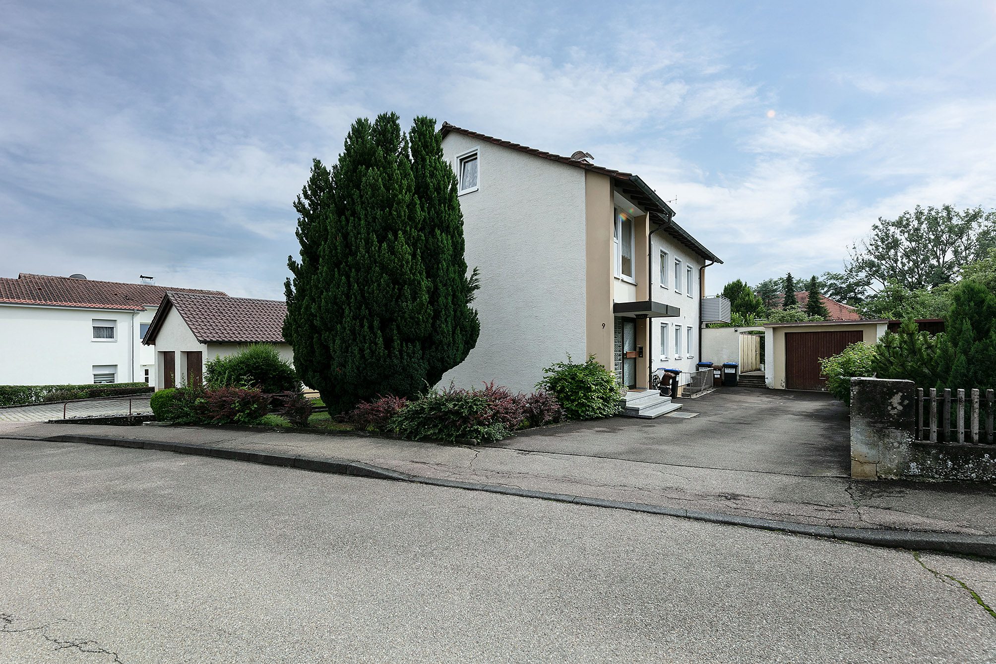 Tentschert Immobilien GmbH & Co. KG - Immobilienangebot - 89584 Ehingen - Ehingen - Mehrfamilienhaus - Sehr gepflegt und gut vermietet - Kapitalanlage mit Potenzial