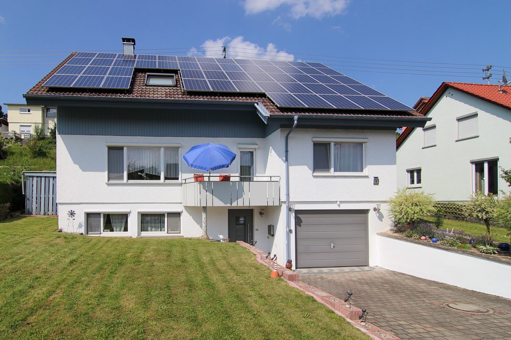 Tentschert Immobilien GmbH & Co. KG - Immobilienangebot - 88433 Aßmannshardt - Aßmannshardt - Häuser - Zweifamilienhaus mit Einliegerwohnung in Aßmannshardt