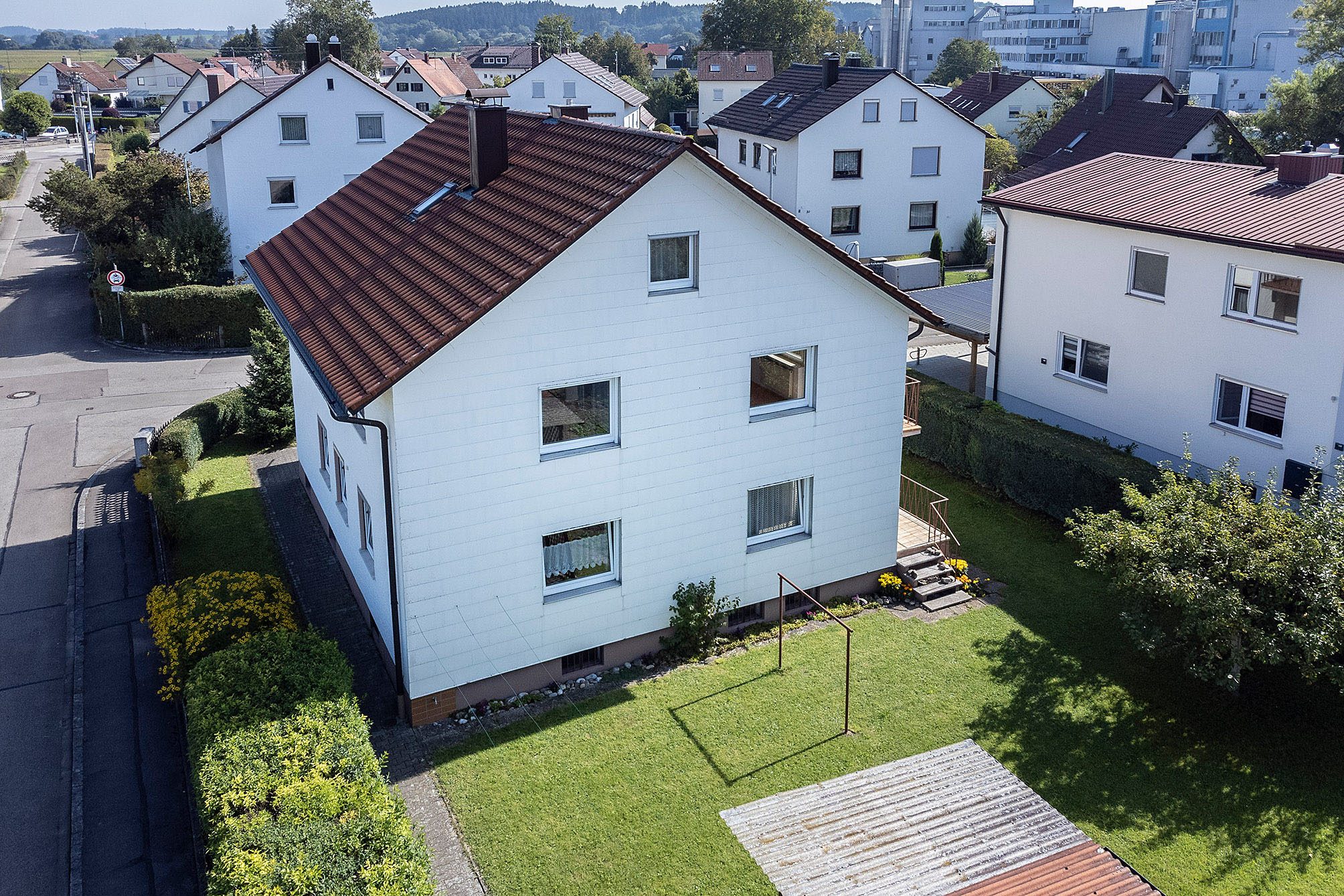 Tentschert Immobilien GmbH & Co. KG - Immobilienangebot - 89233 Neu-Ulm - Gerlenhofen - Zweifamilienhaus - Platz für die ganze Familie!