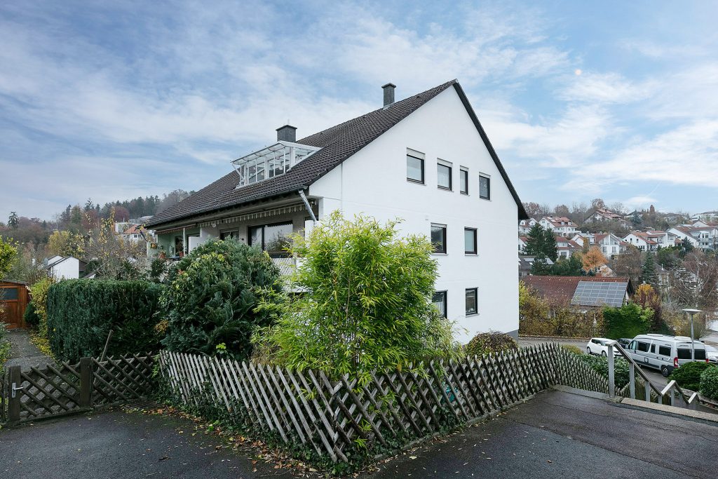 Tentschert Immobilien GmbH & Co. KG - Immobilienangebot - 89275 Elchingen - Elchingen - Dachgeschosswohnung - Top Zustand - sehr schönes Wohnen in Thalfingen