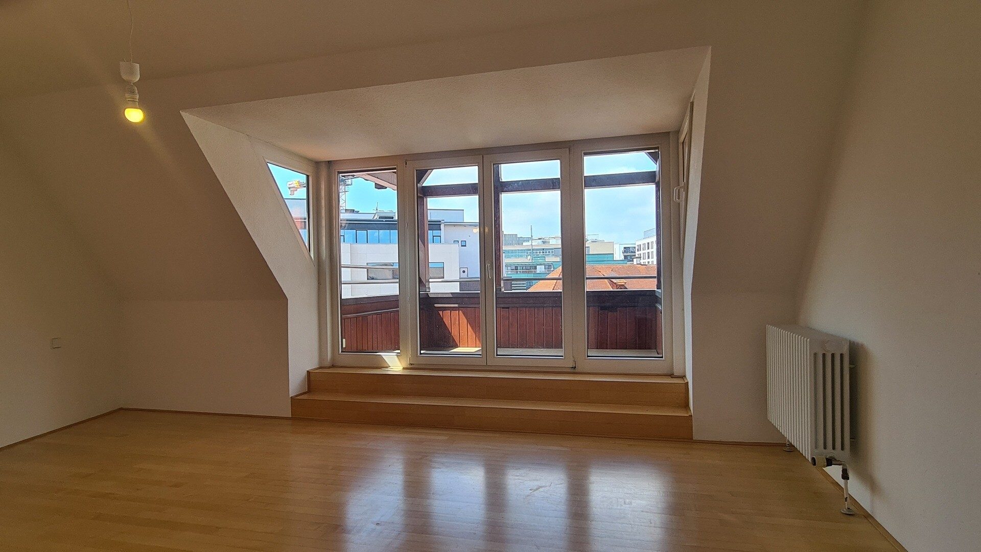 Immobilienangebot - Ulm - Alle - Stilvolle Maisonette-Wohnung mit tollem Münsterblick!