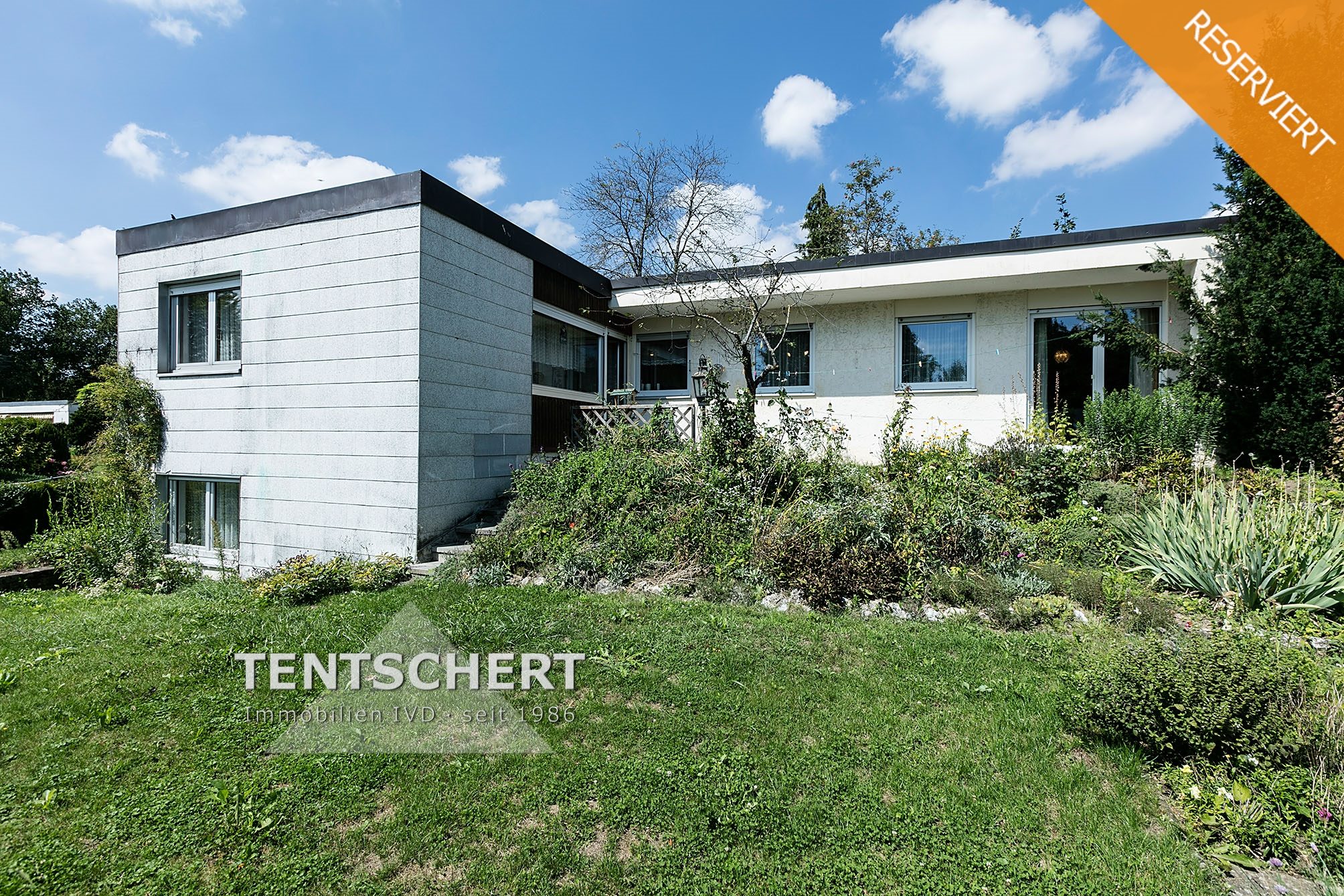 Tentschert Immobilien GmbH & Co. KG - Immobilienangebot - 89075 Ulm - Böfingen - Einfamilienhaus - Winkelbungalow in schöner, ruhiger Lage - PROVISIONSFREI