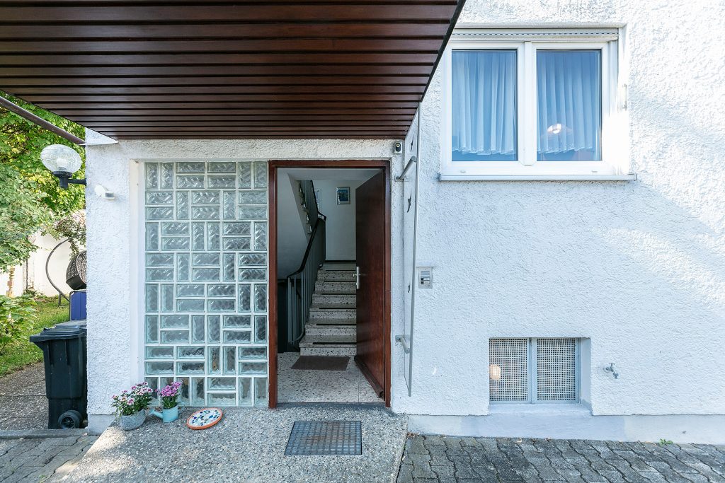 Tentschert Immobilien GmbH & Co. KG - Immobilienangebot - 89231 Neu-Ulm - Offenhausen - Wohnungen - - Die ersten eigenen vier Wände - gemütliche 3-Zimmer Wohnung mit Garten