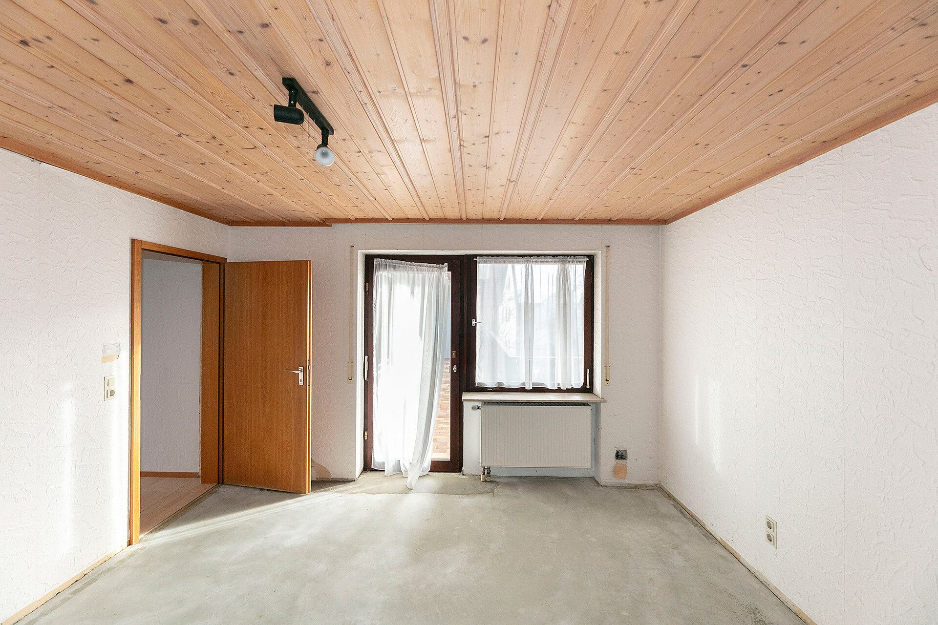 Immobilienangebot - Öpfingen - Alle - Große Wohnung mit viel Platz - 
Garage, Garten, Balkon und Dachterrasse