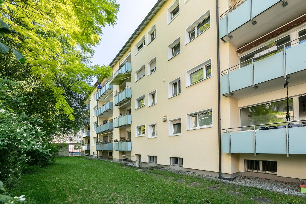 Tentschert Immobilien GmbH & Co. KG - Immobilienangebot - 89077 Ulm - Weststadt - Wohnungen - - Mitten in der Stadt - 3-Zimmer Wohnung mit Balkon in beliebter Lage