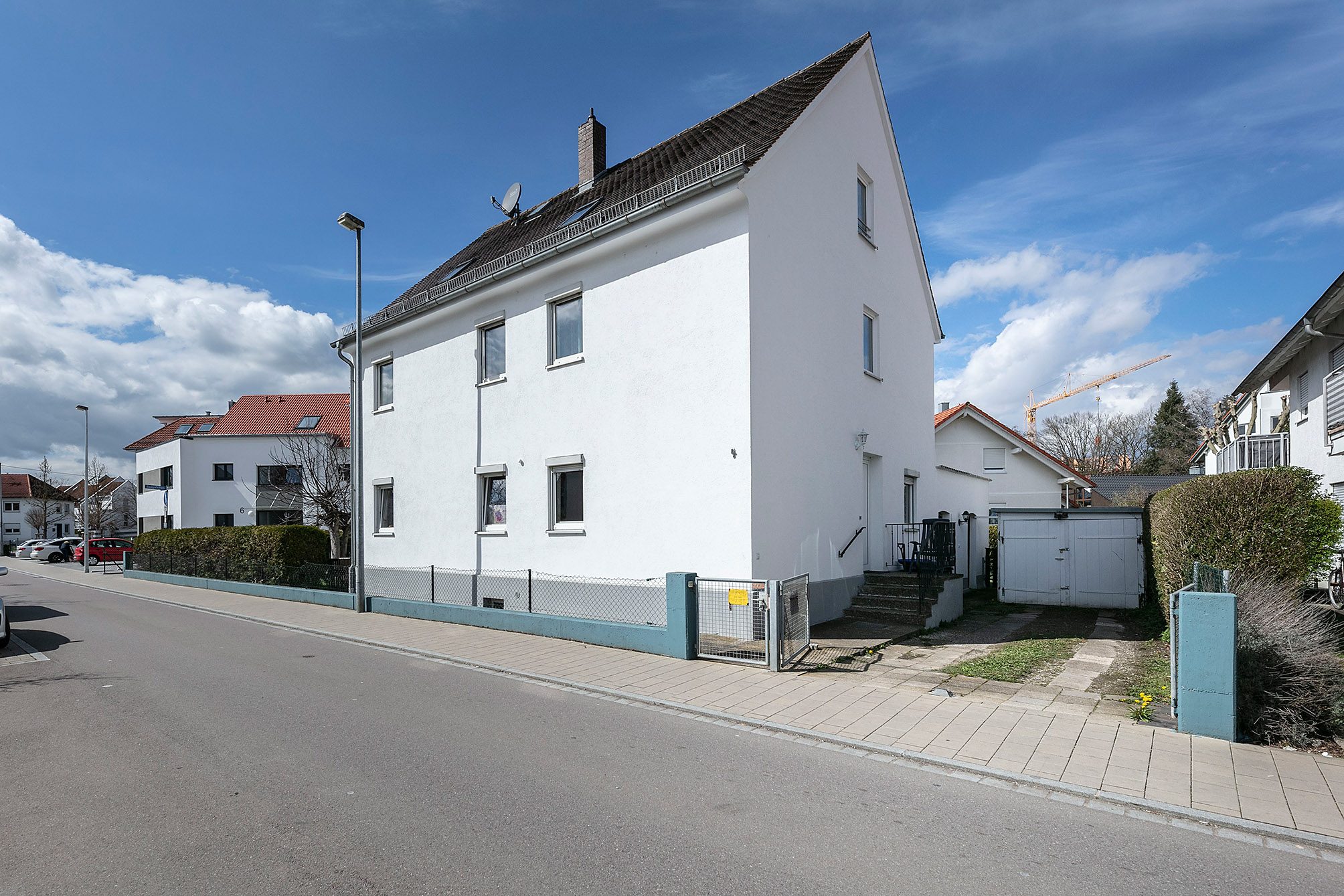 001KurzAnsicht Tentschert Immobilien GmbH & Co. KG - Immobilienangebot - 89250 Senden - Senden - Zweifamilienhaus - Zweifamilienhaus mit Eckgrundstück in zentraler Stadtlage