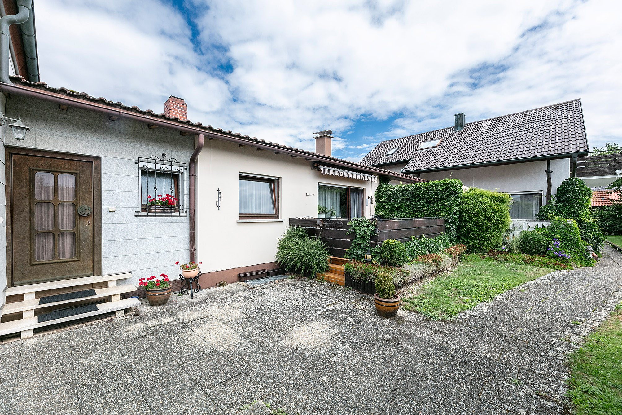 Tentschert Immobilien GmbH & Co. KG - Immobilienangebot - 89079 Ulm - Wiblingen - Einfamilienhaus mit Einliegerwohnung - Wohnen mit Charme und individuellen Nutzungsmöglichkeiten