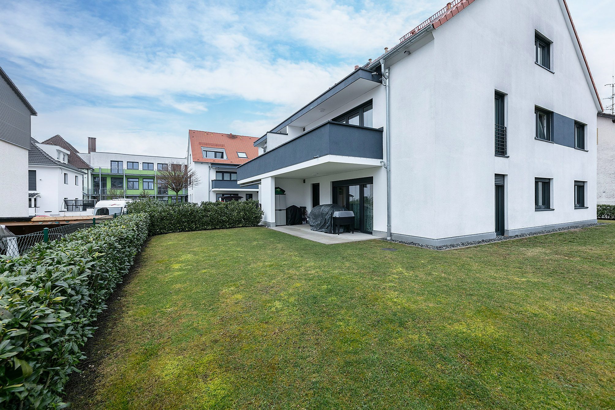 Tentschert Immobilien GmbH & Co. KG - Immobilienangebot - 89250 Senden - Senden - Wohnungen - - Stilvolles Wohnen im Grünen - 3-Zimmer-Wohnung mit eigener Terrasse und Gartenanteil"