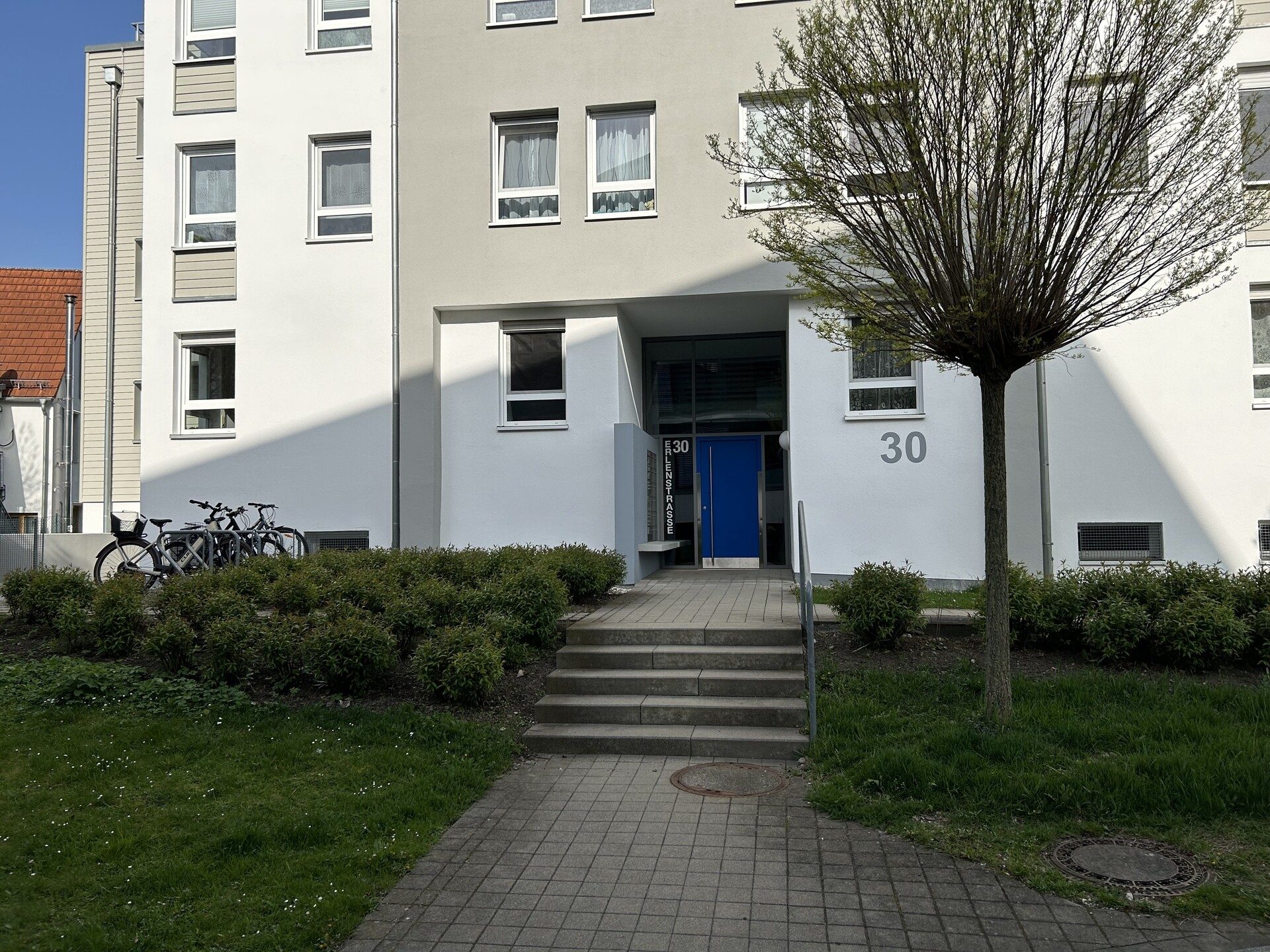 Immobilienangebot - Ulm - Alle - Pendler aufgepasst! Vollmöblierte Wohnung mit Balkon und Stellplatz  in Söflingen