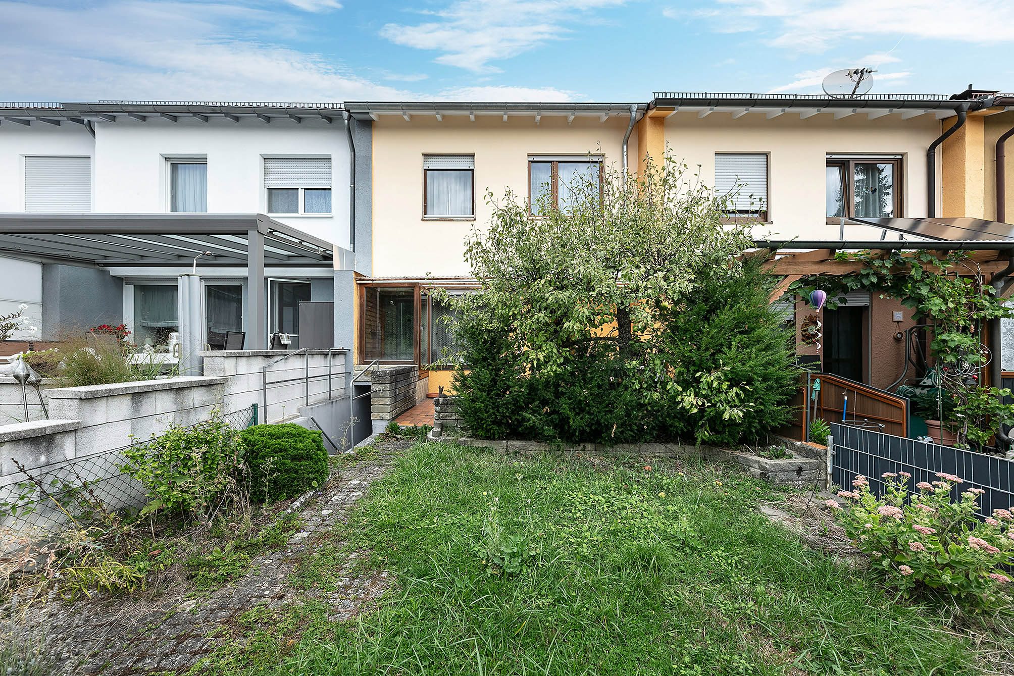 Tentschert Immobilien GmbH & Co. KG - Immobilienangebot - 89075 Ulm - Böfingen - Reihenmittelhaus - RMH zum Sanieren in toller Lage I Top-Angebot