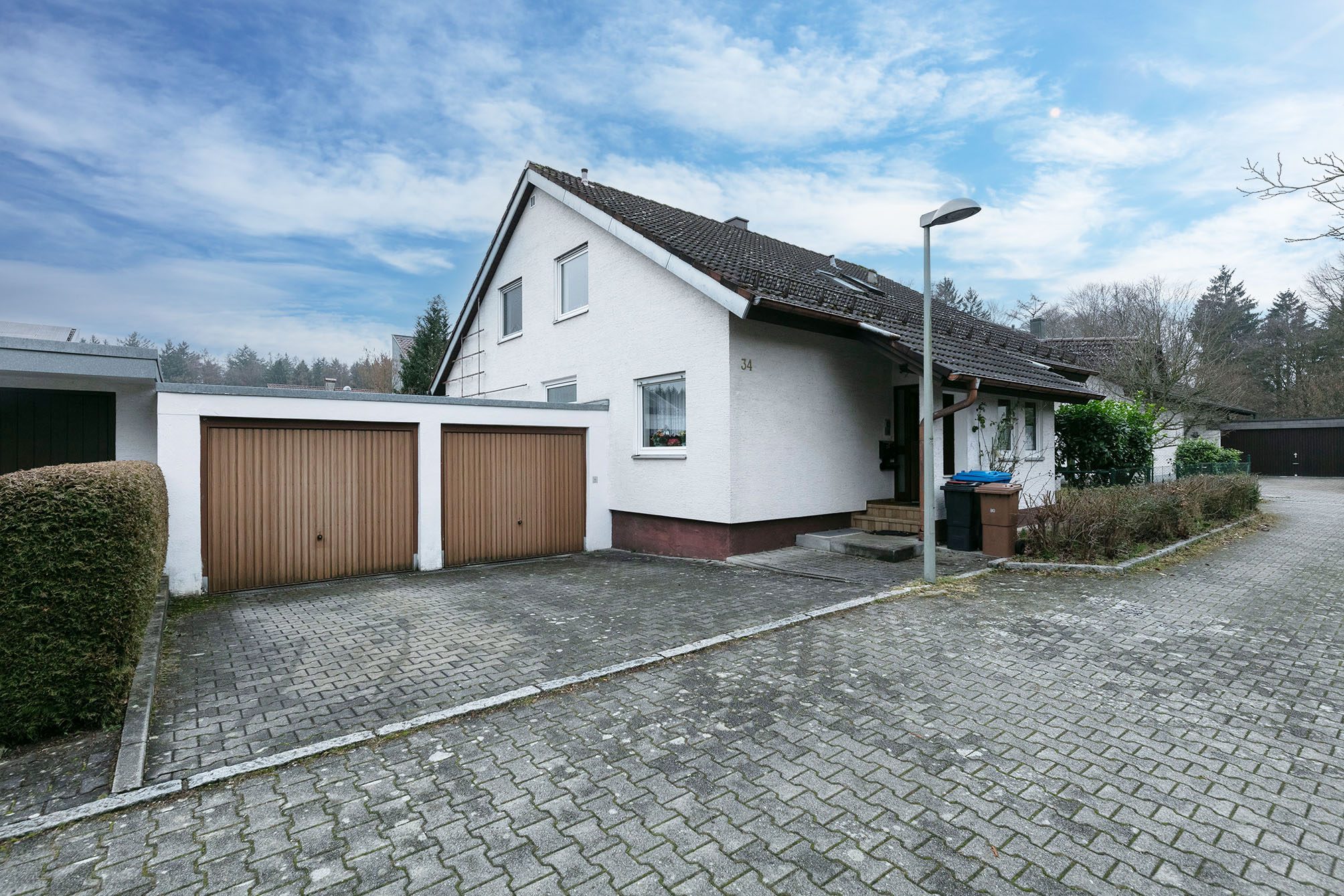 Tentschert Immobilien GmbH & Co. KG - Immobilienangebot - 89079 Ulm - Wiblingen - Einfamilienhaus mit Einliegerwohnung - Großzügiges Ein-/Zwei-Familienhaus