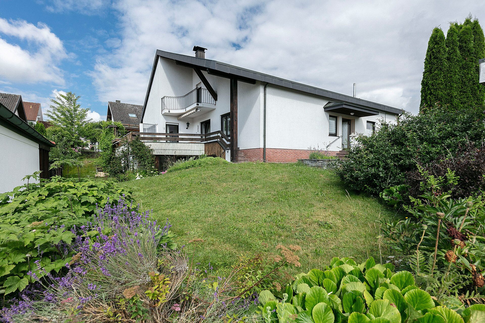 Immobilienangebot - Dietenheim - Alle - - Hier fühlt man sich zu Hause - Großzügiges EFH mit Ausbaupotenzial in Regglisweiler