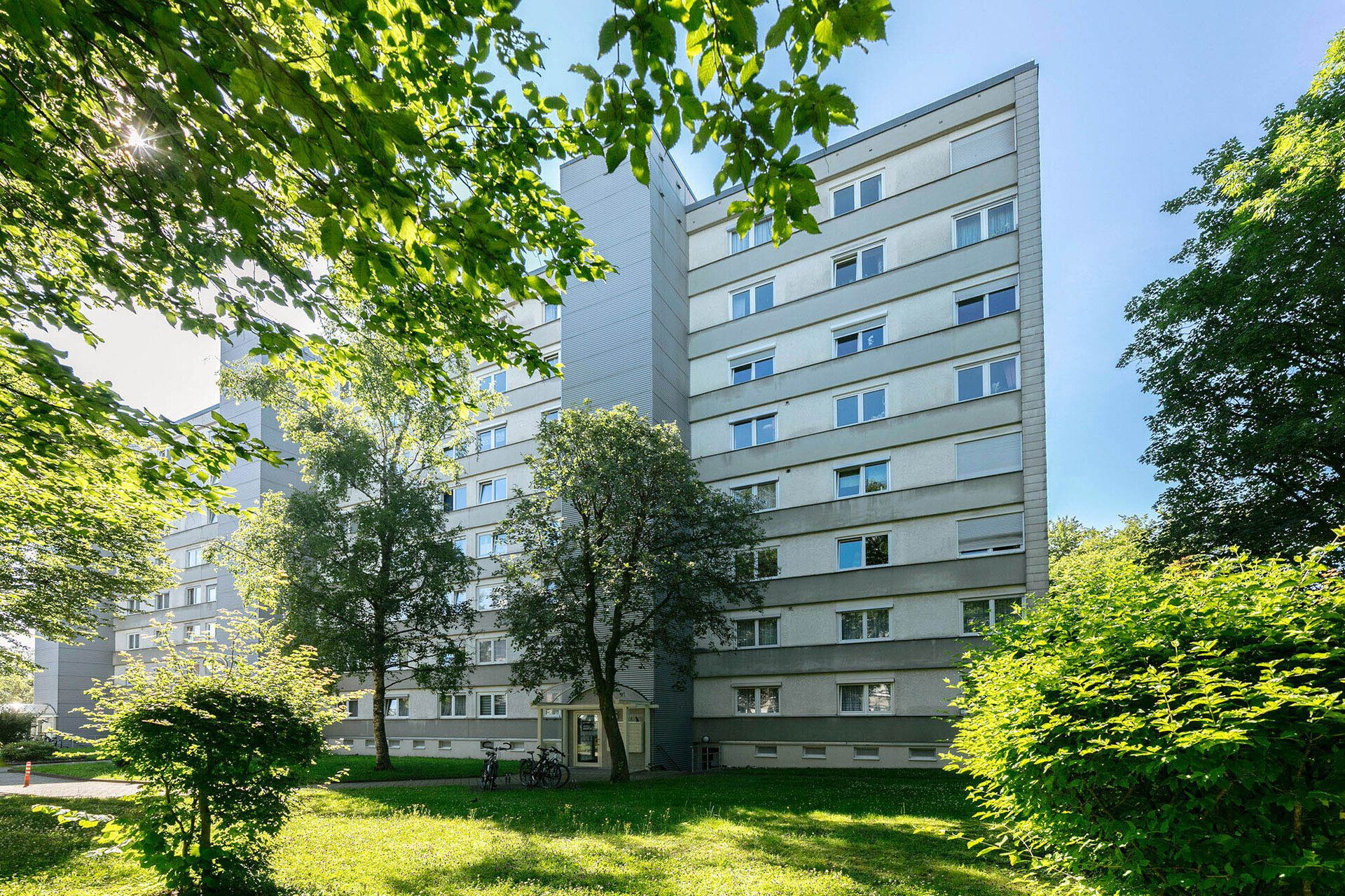 Immobilienangebot - Neu-Ulm - Alle - Viele Nutzungsmöglichkeiten! +Familien- und WG-geeignet+