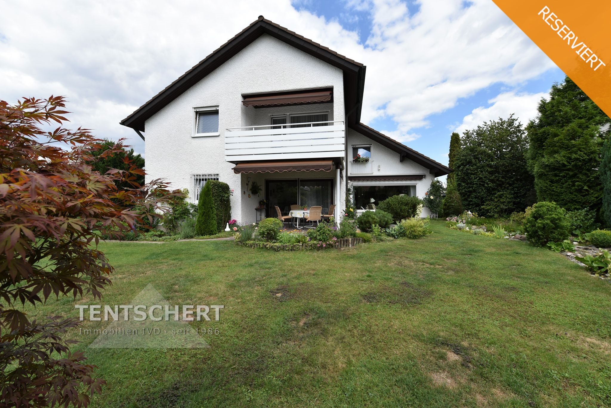 Tentschert Immobilien GmbH & Co. KG - Immobilienangebot - 89233 Neu-Ulm - Burlafingen - Einfamilienhaus - Charmantes Wohnhaus mit herrlichem Garten