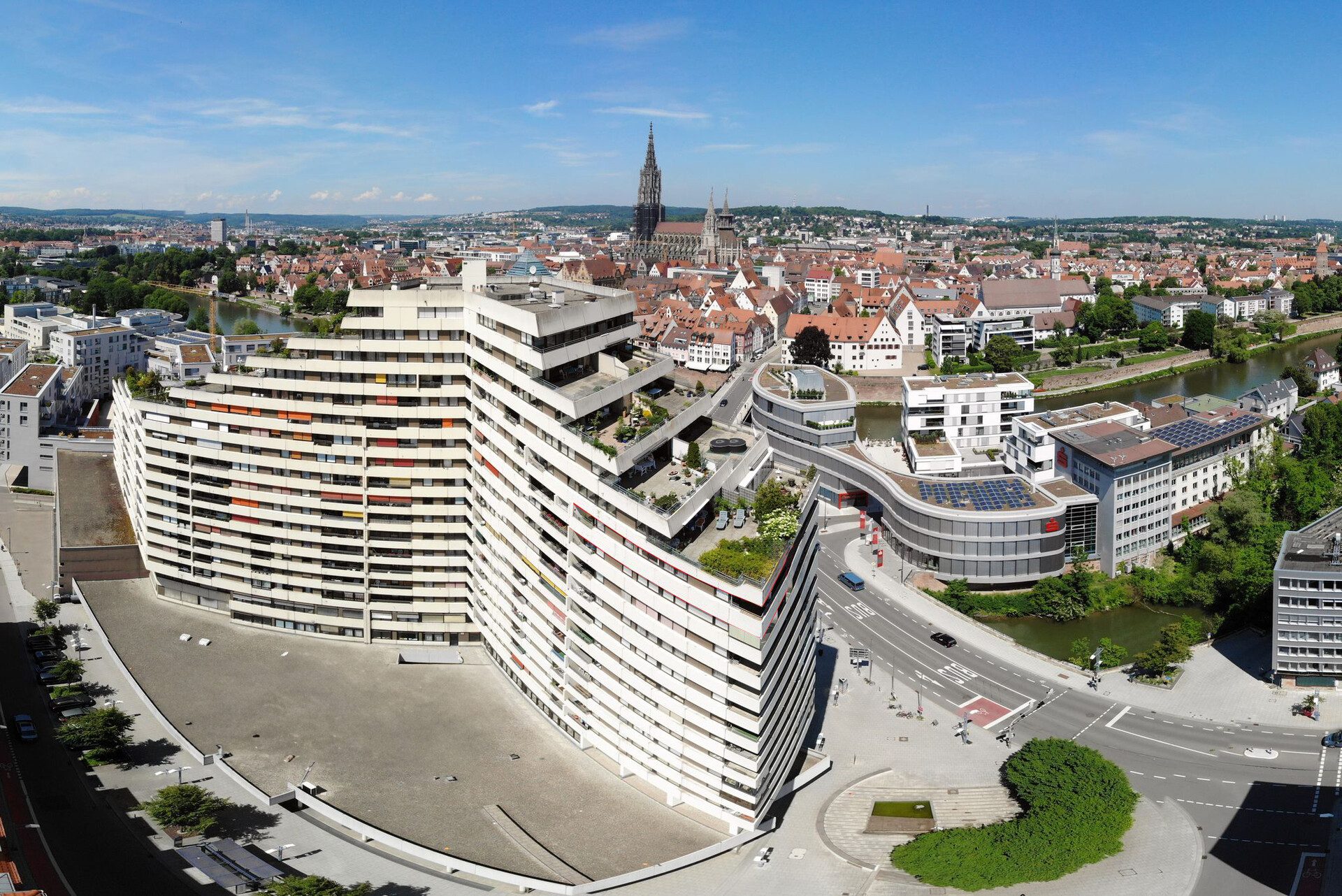 Immobilienangebot - Neu-Ulm - Alle - Große Wohnung mit großem Ausblick!