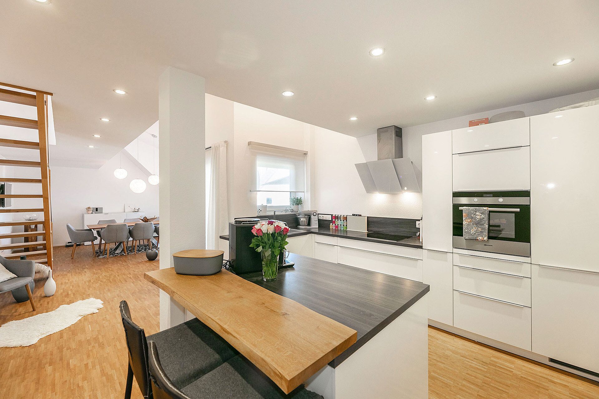 Immobilienangebot - Ulm - Alle - Neuwertige 4,5-Zimmer Maisonette-Wohnung