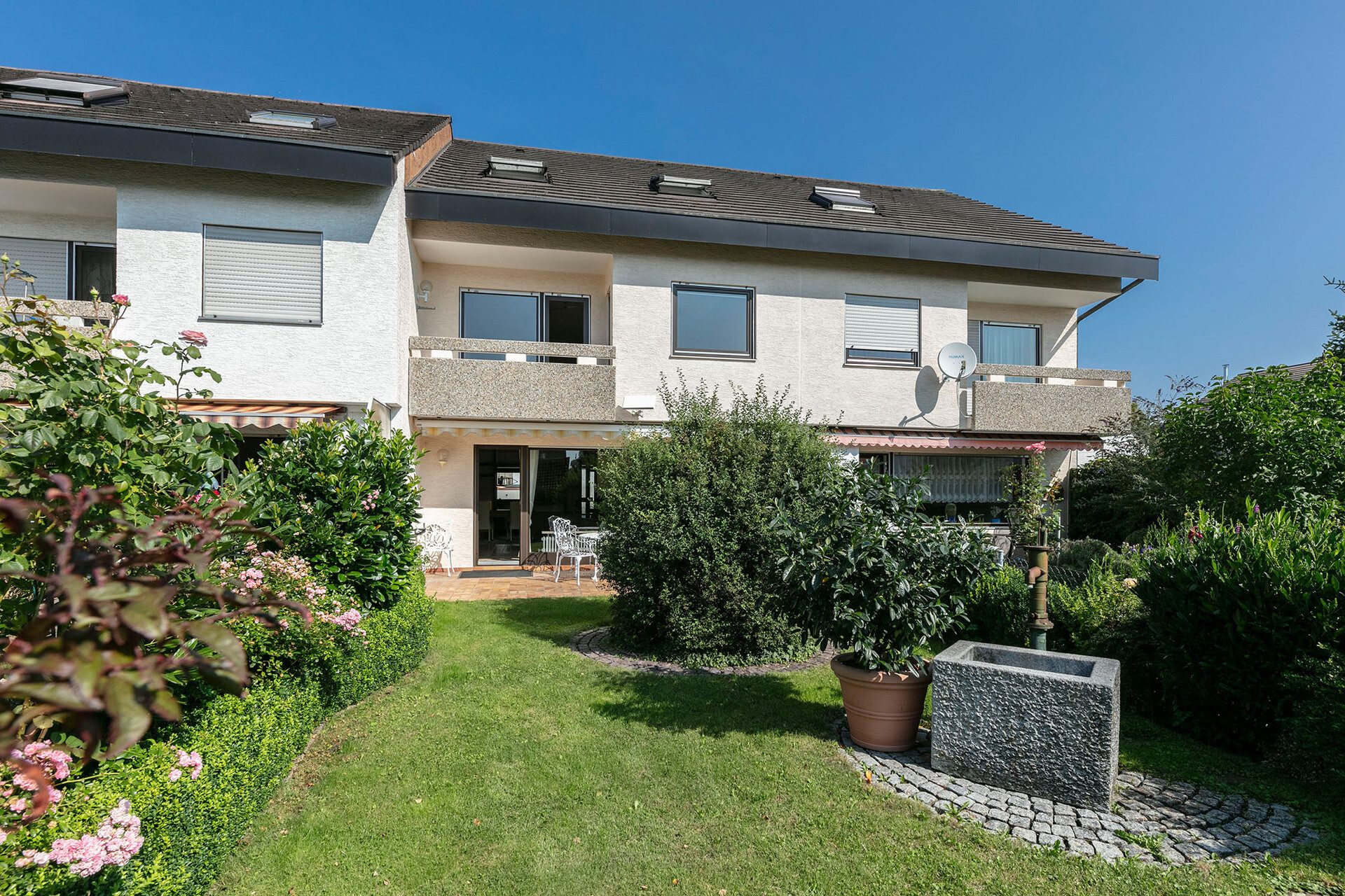 Immobilienangebot - Neu-Ulm - Alle - - Gepflegtes RMH mit viel Platz für die Familie -