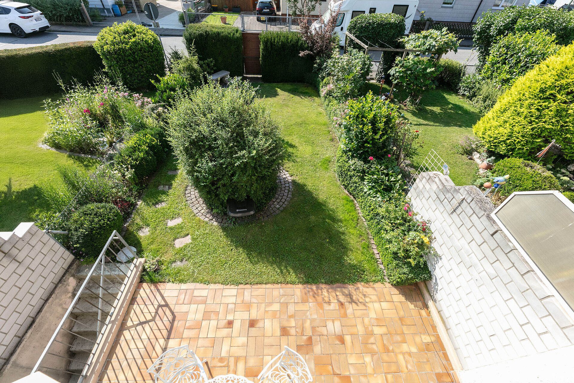 Immobilienangebot - Neu-Ulm - Alle - - Gepflegtes RMH mit viel Platz für die Familie -