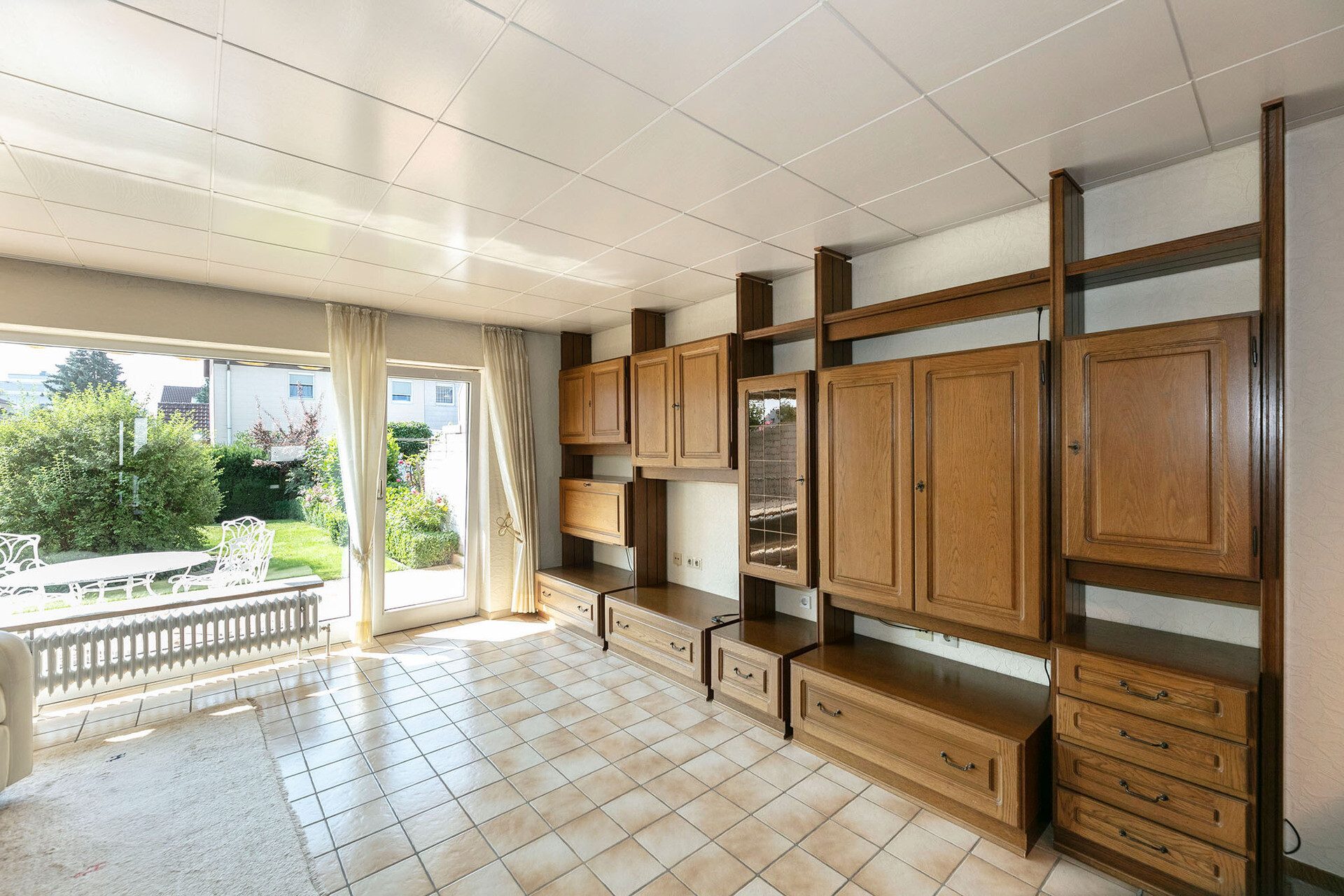 Immobilienangebot - Neu-Ulm - Alle - - Gepflegtes RMH mit viel Platz für die Familie -