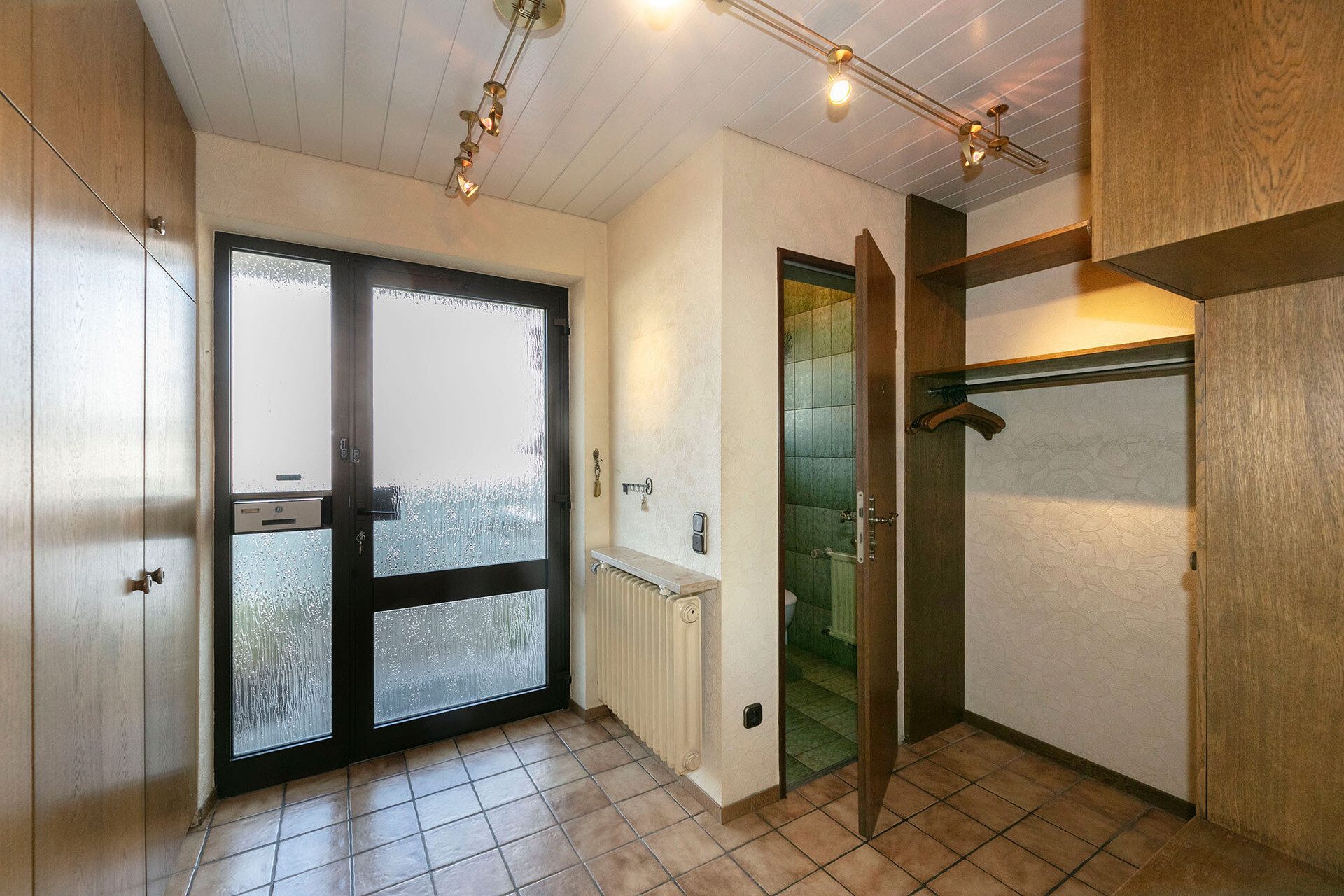 Immobilienangebot - Neu-Ulm - Alle - - Gepflegtes RMH mit viel Platz für die Familie -