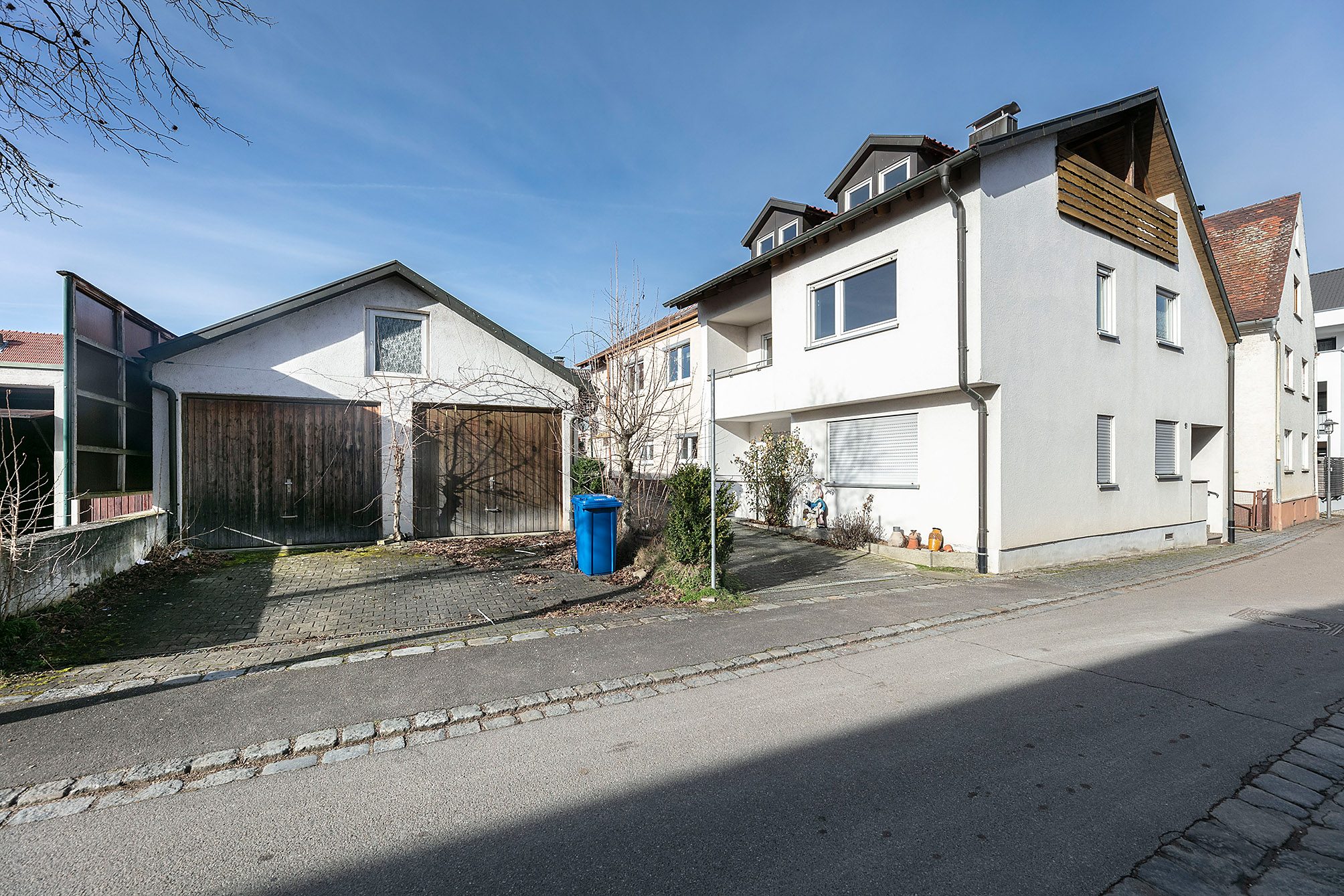 Tentschert Immobilien GmbH & Co. KG - Immobilienangebot - 89129 Langenau - Langenau - Häuser - Eigennutz oder Vermietung - Zweifamilienhaus mit Doppelgarage