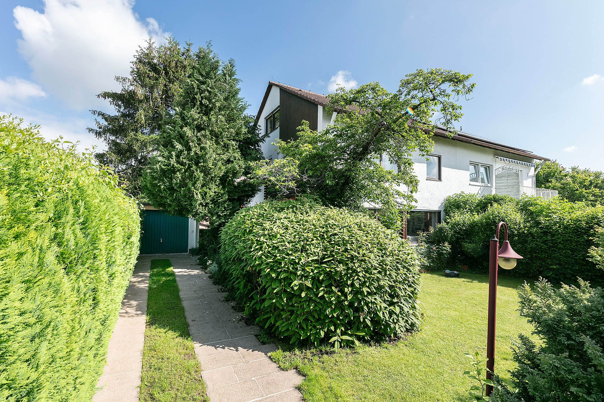 Tentschert Immobilien GmbH & Co. KG - Immobilienangebot - 89231 Neu-Ulm - Ludwigsfeld - Doppelhaushälfte - - Die besonders, charmante Doppelhaushälfte -