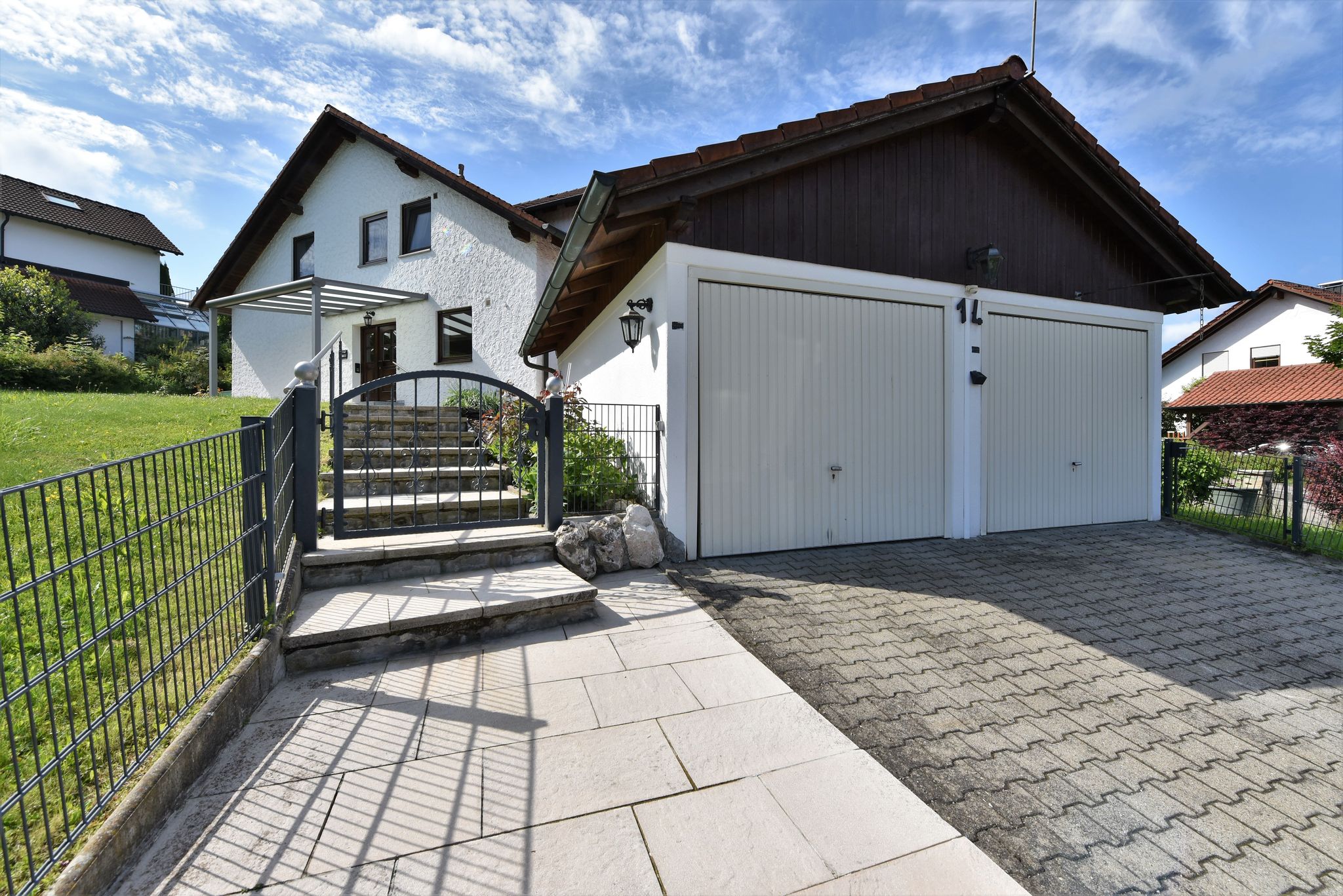 Tentschert Immobilien GmbH & Co. KG - Immobilienangebot - 89233 Neu-Ulm - Reutti - Wohnungen - - Hoher Wohnkomfort mit eigenem Garten vor der Türe -