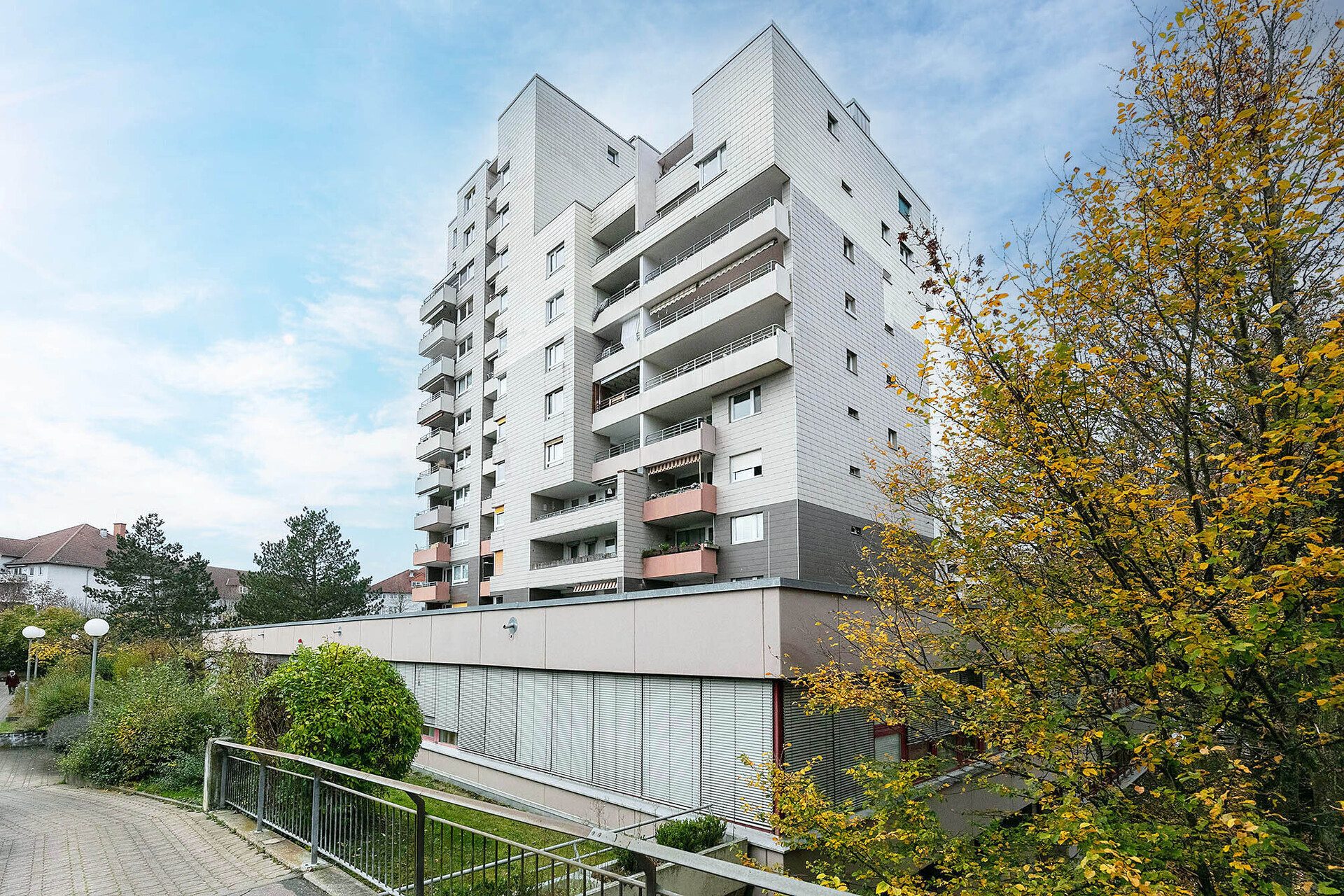 Immobilienangebot - Ulm - Alle - Zuhause in der Oststadt - Große Wohnung mit Münsterblick!